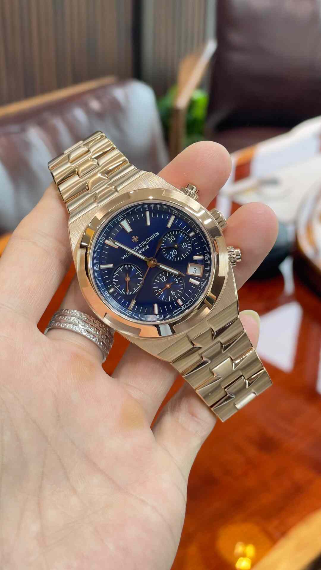 Vacheron Constantin Overseas Chronograph 5520V Pink Gold Blue Dial