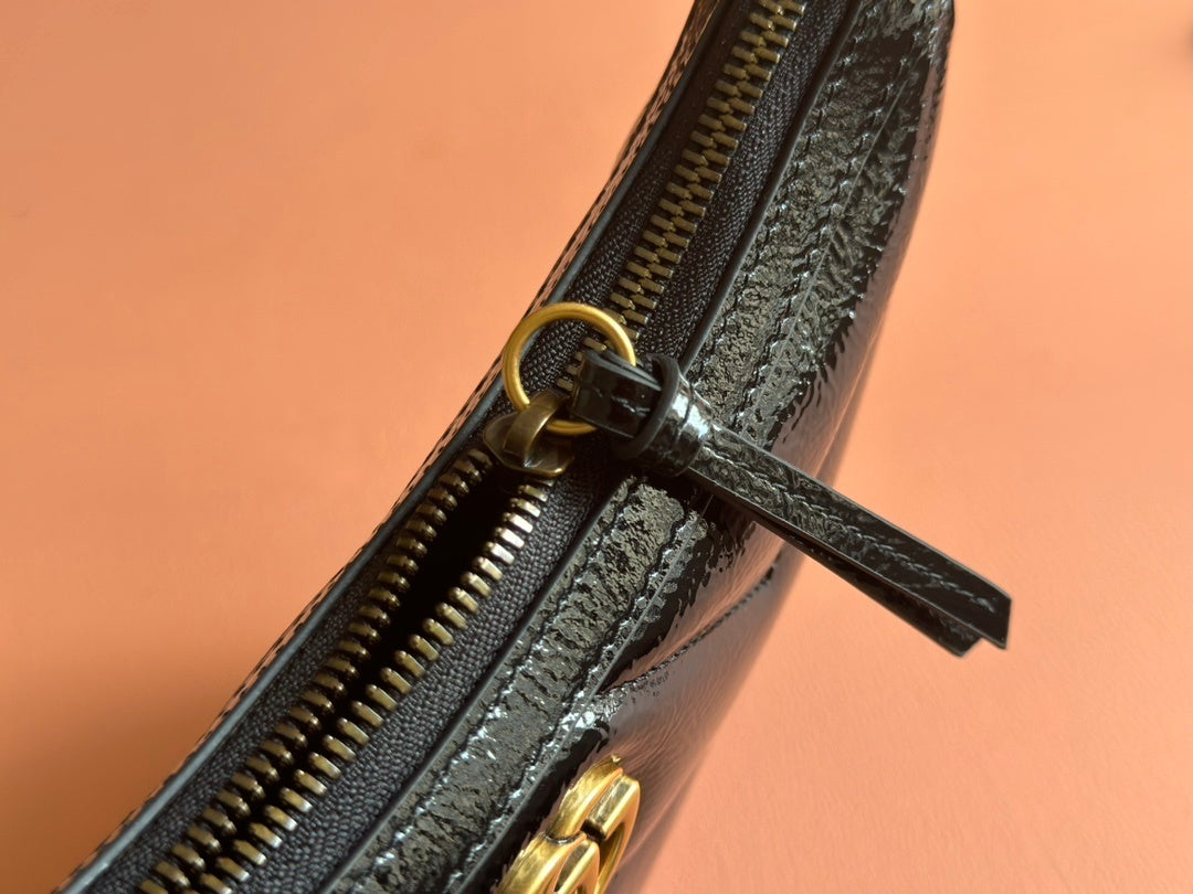 Gucci GG Marmont Small Shoulder Bag in Black Patent Chevron Leather