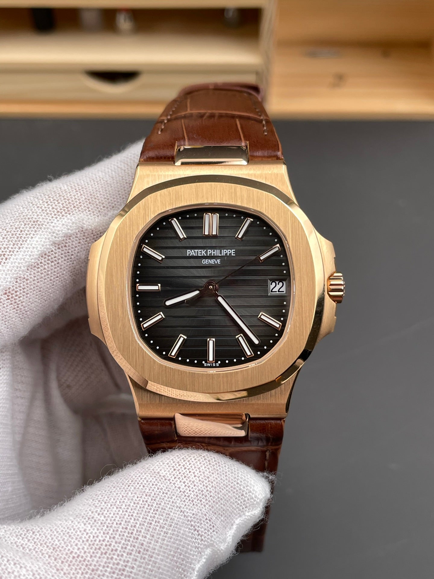 Patek Philippe Nautilus 5711R Rose Gold Chocolate Dial
