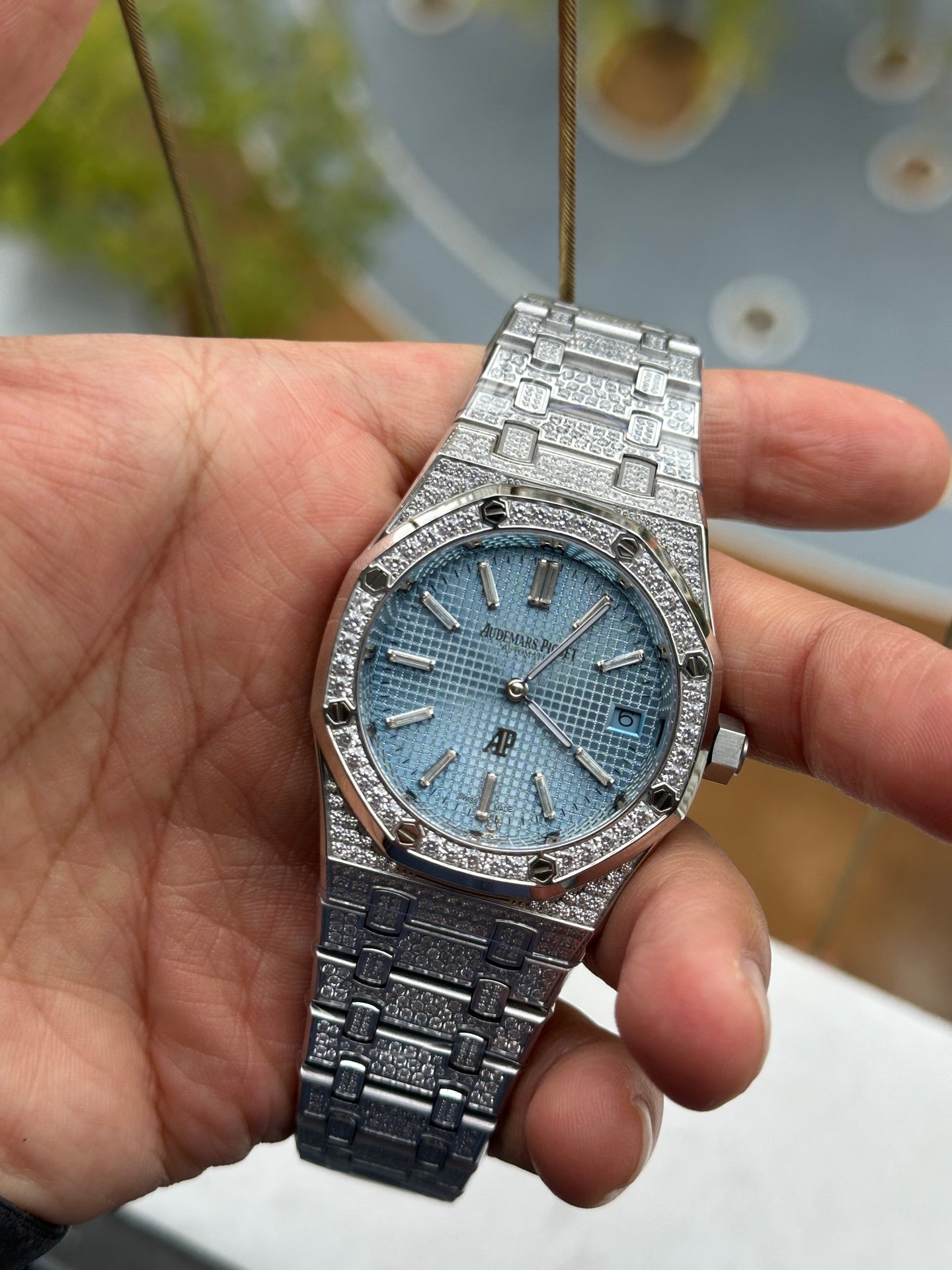 Audemars Piguet Royal Oak “Jumbo” Extra-Thin – Fully Iced Out Brilliant-Cut Diamond Watch