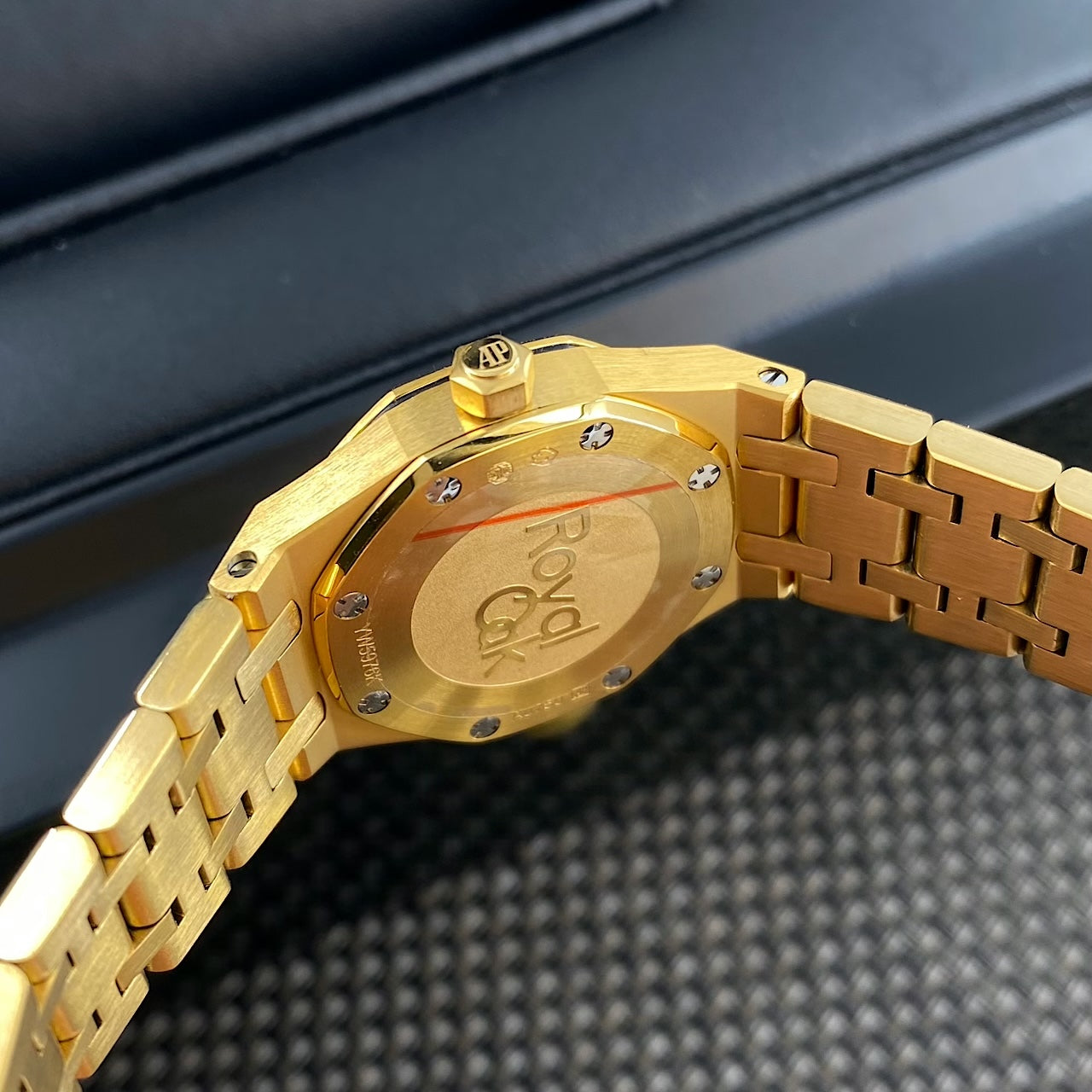 Audemars Piguet Royal Oak Mini Frosted Gold Quartz 18K Yellow Gold Watch