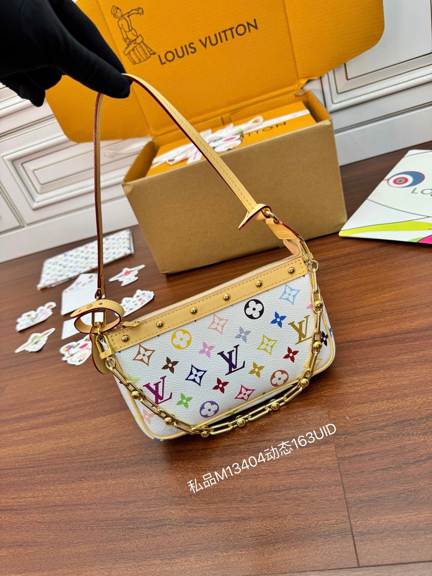 Louis Vuitton x Takashi Murakami Pochette Accessoires – White Multicolore Canvas