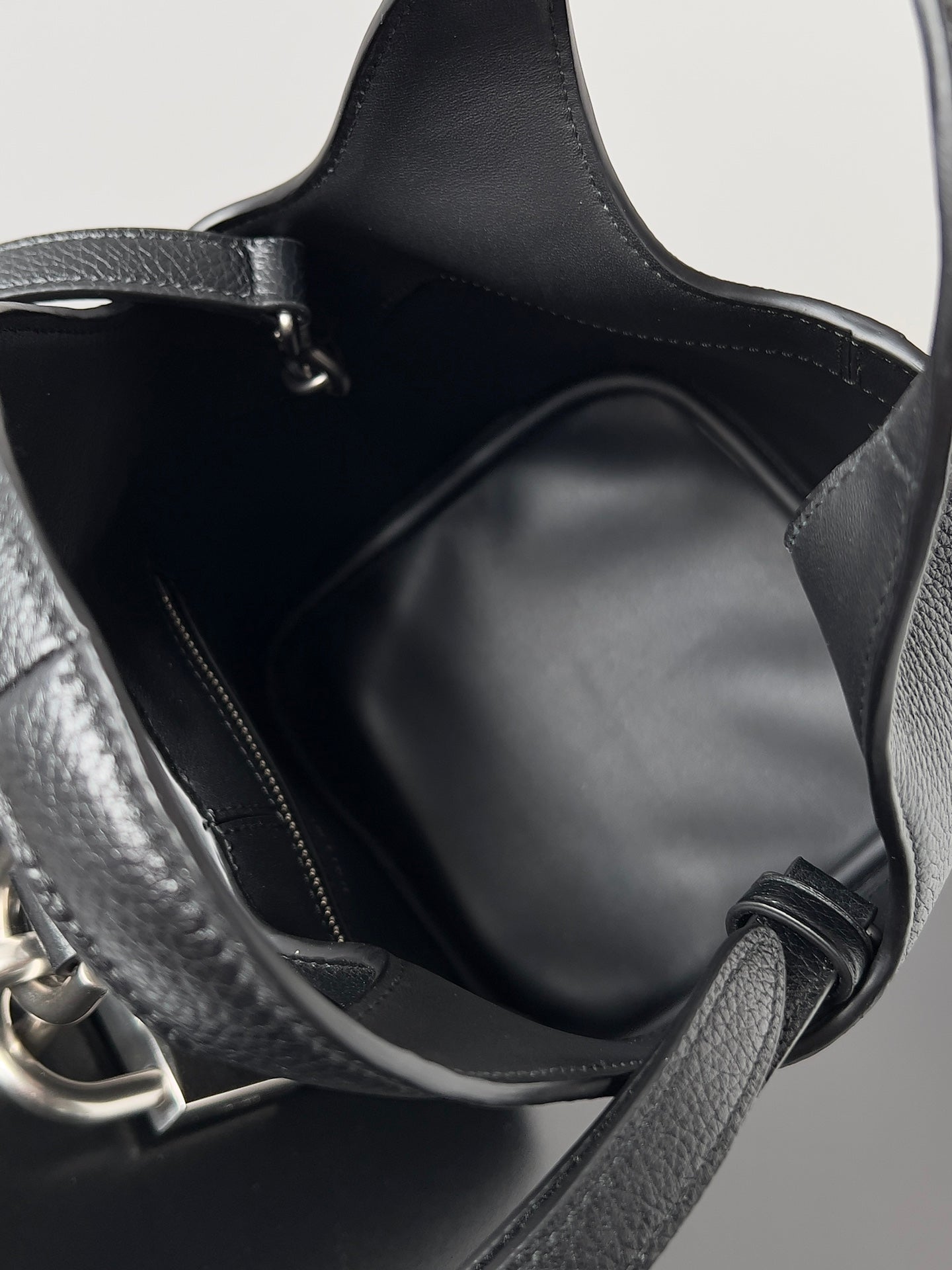 Balenciaga Locker Hobo Black Grained Calfskin Bag