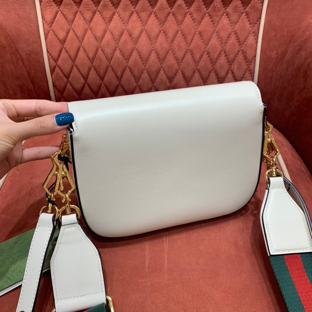 Gucci Horsebit 1955 Small Shoulder Bag in White Leather