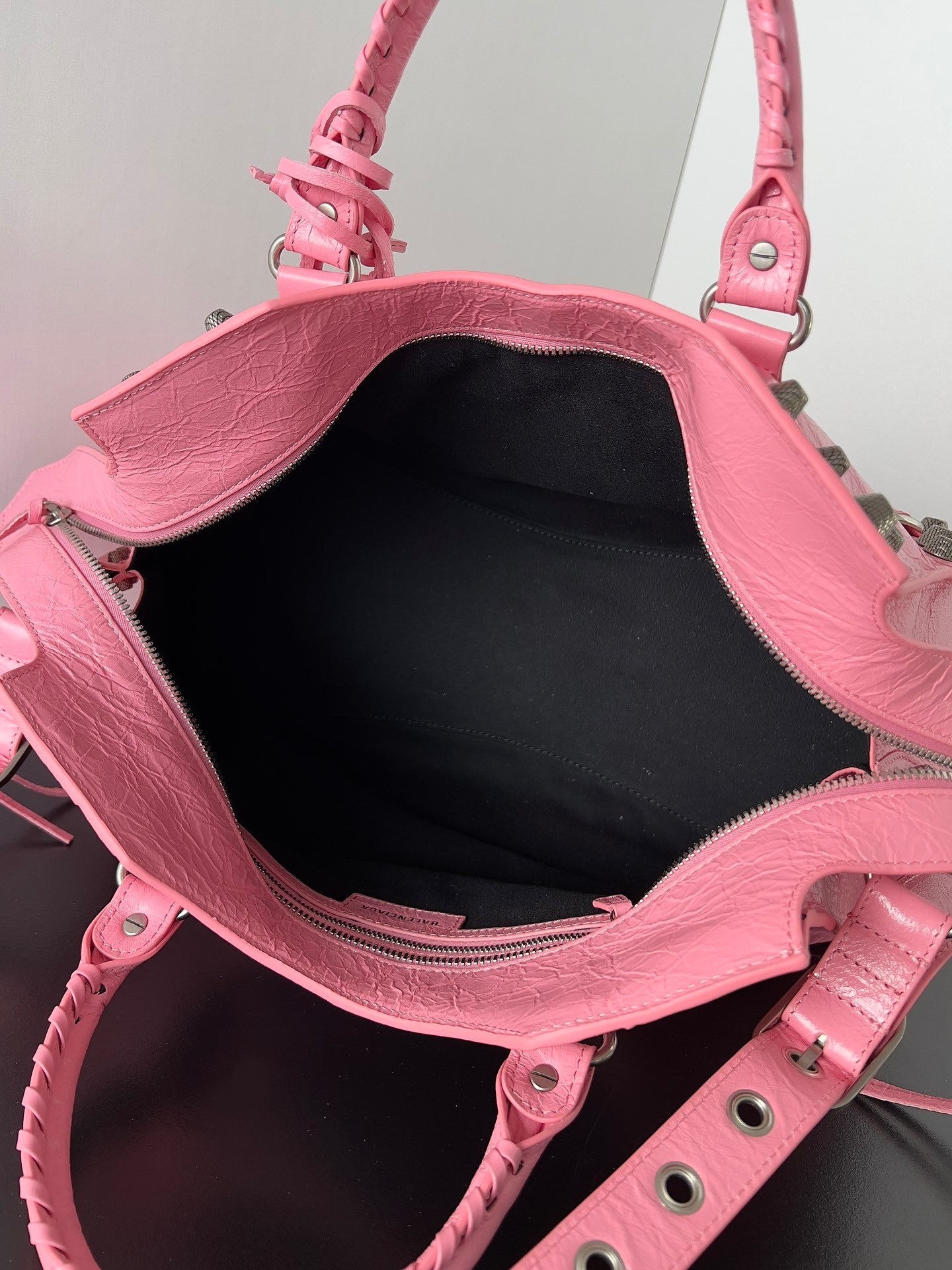 Balenciaga Neo Cagole City Arena Lambskin Leather Bag