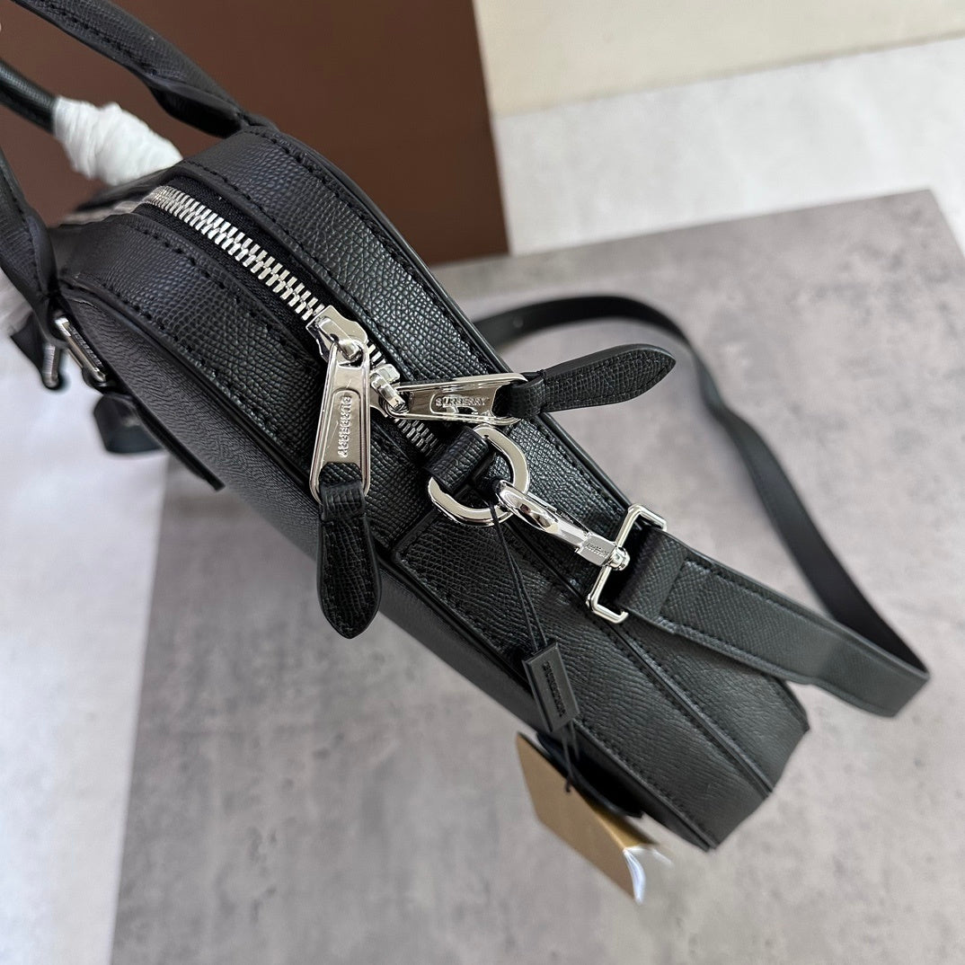 Burberry Slim Ainsworth Grainy Calf Leather Briefcase in Black