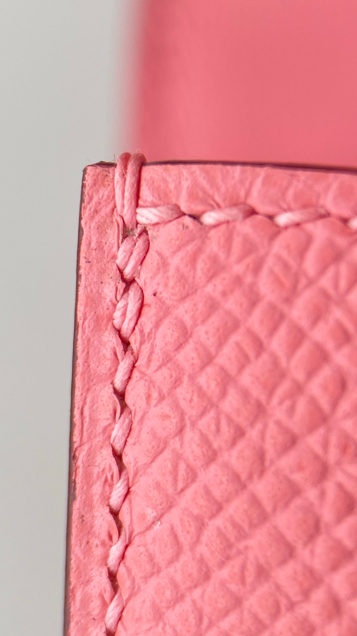 Hermès Constance Mini 18 Rose Confetti Epsom