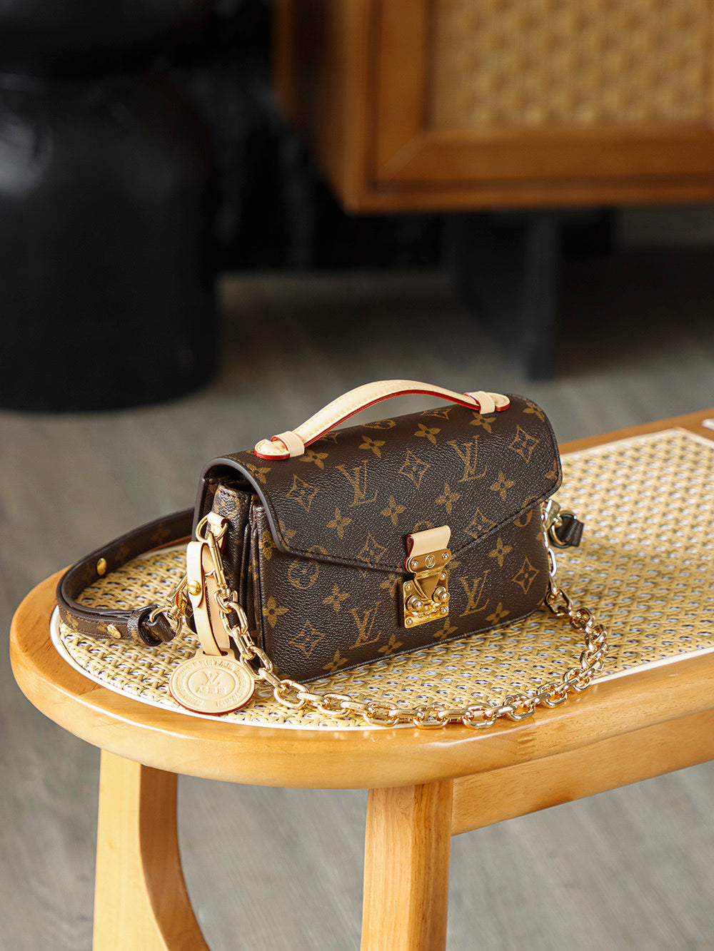Louis Vuitton Pochette Métis East West Bag Monogram Canvas with Cowhide Leather & Gold Hardware
