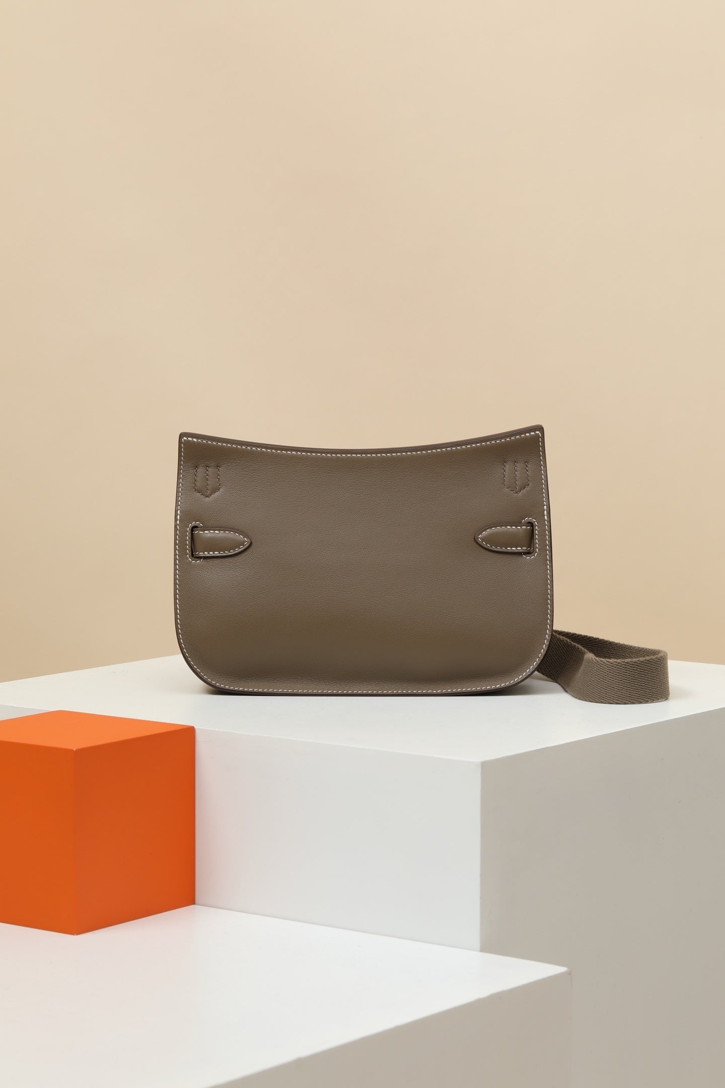 Hermès Mini Jypsière Bag – Elegant Luxury Crossbody Handbag