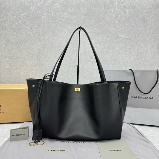 Balenciaga Rodeo Black Leather Tote Bag Gold Turnlock