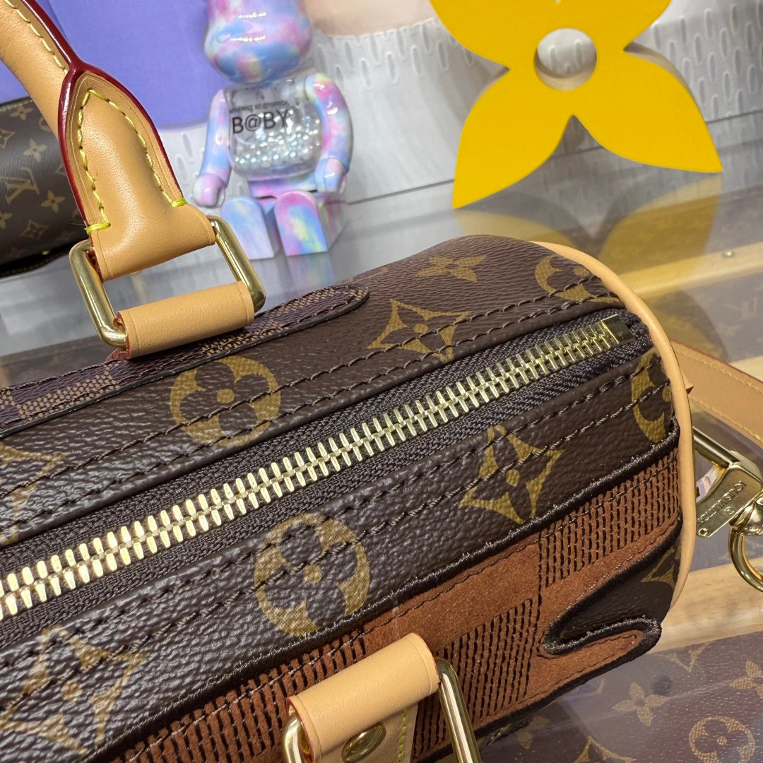 Louis Vuitton Keepall Bandoulière 25 City Bag in Monogram & Damier Canvas