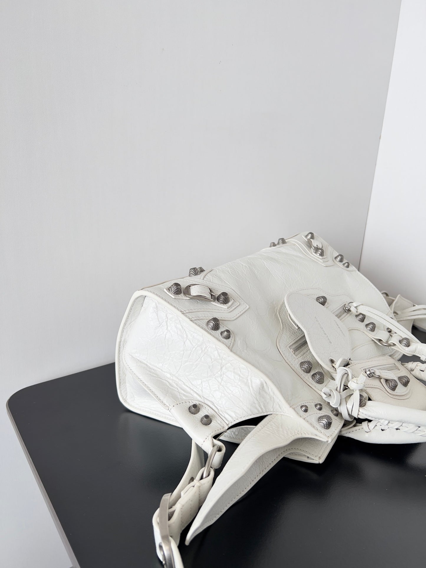Balenciaga Neo Cagole City Crinkled Lambskin Leather Bag