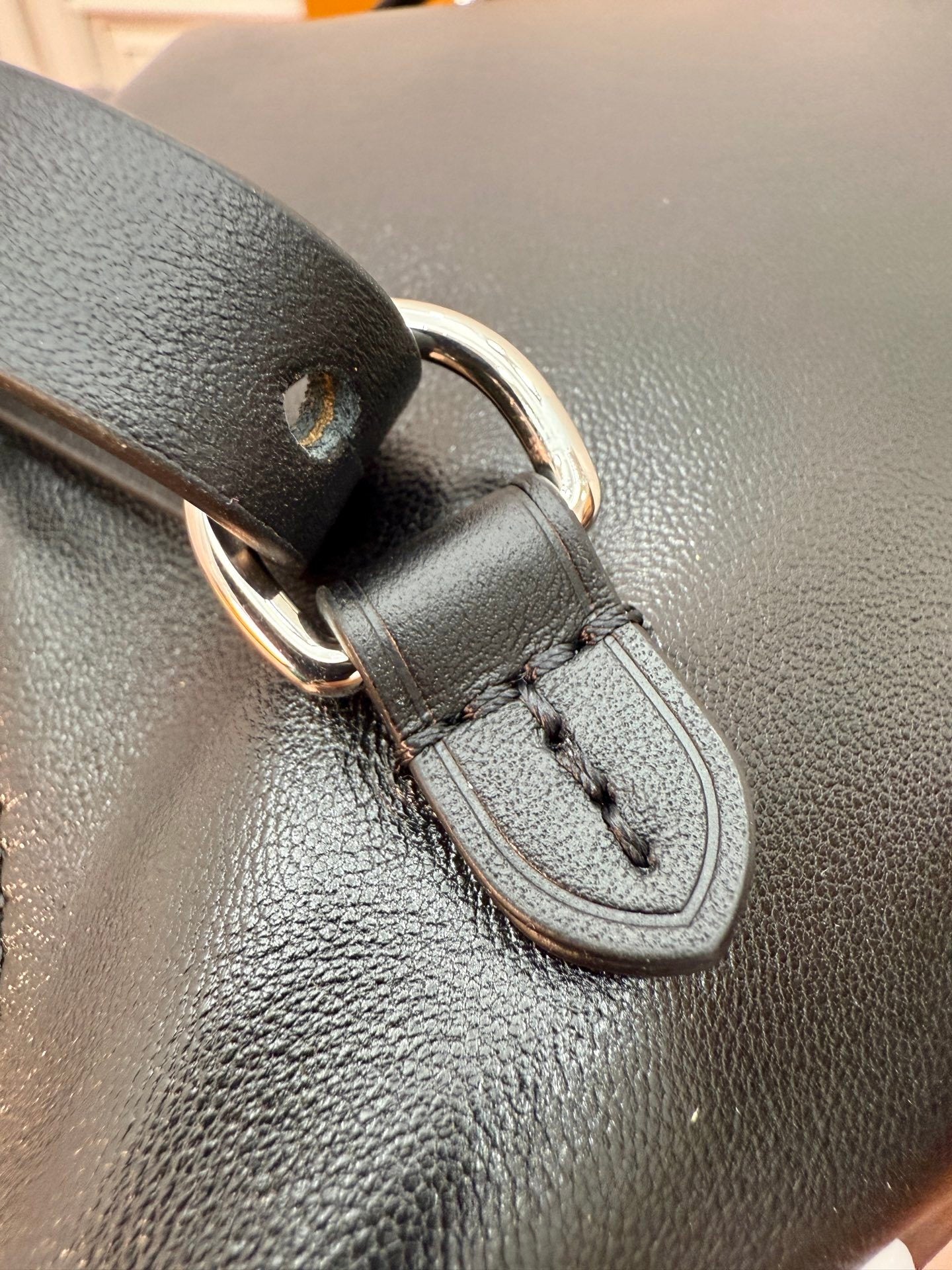 Louis Vuitton Off Duty Backpack Vibe in Black Lamb Leather, M25522