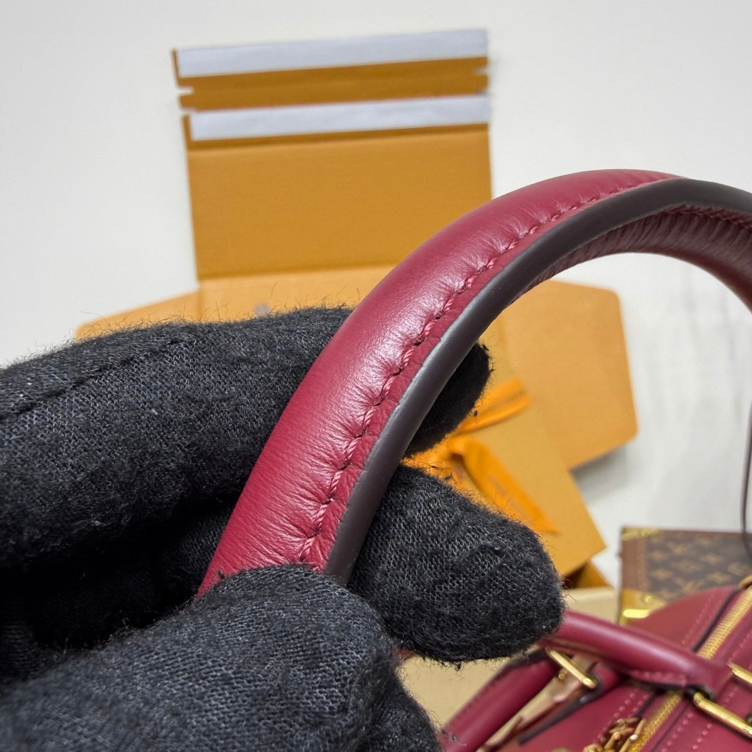 Louis Vuitton Speedy Soft 30 H33 Women’s Handbag