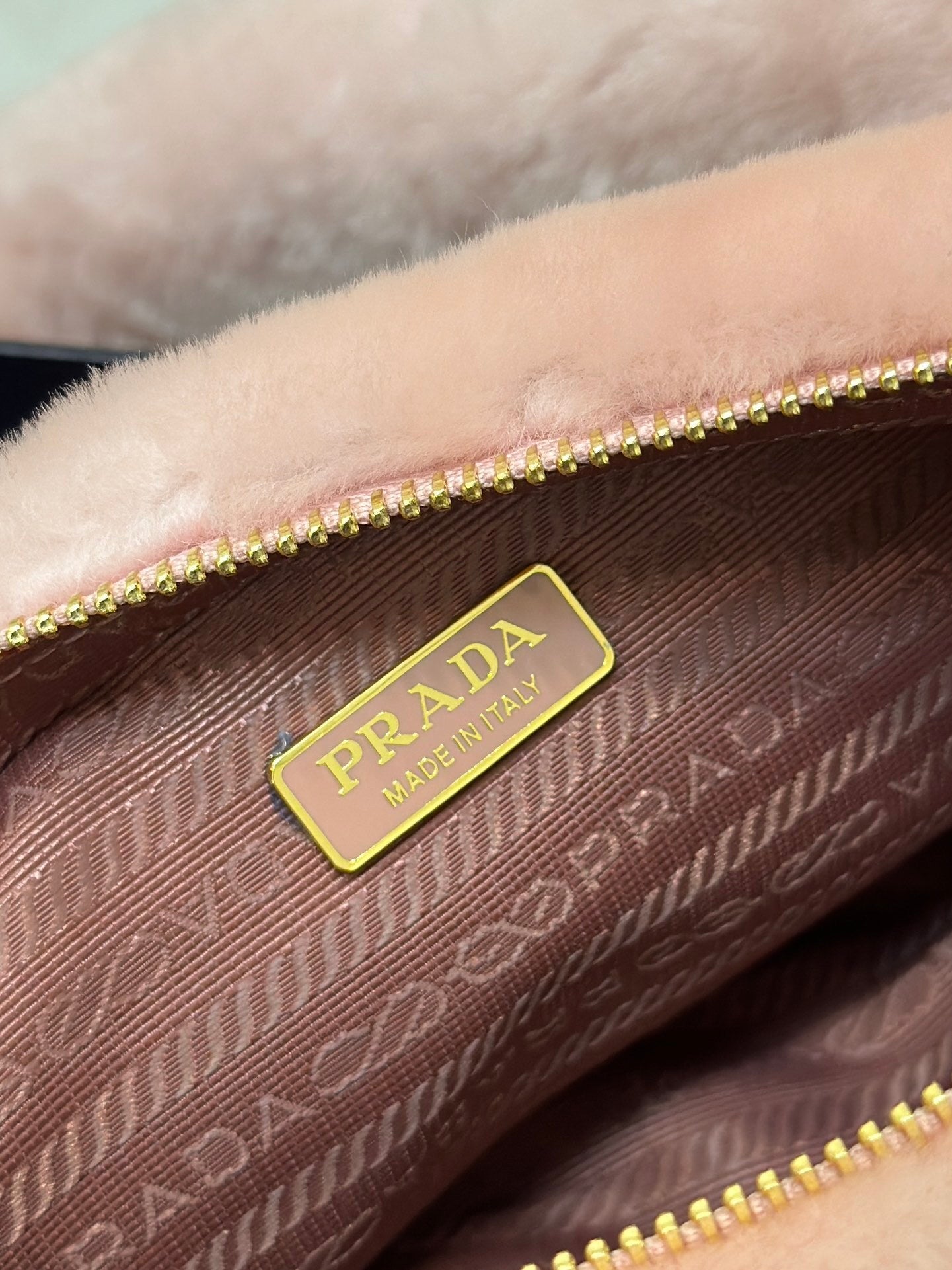 Prada Re-Edition 2005 Mini Shearling Shoulder Bag – Pink