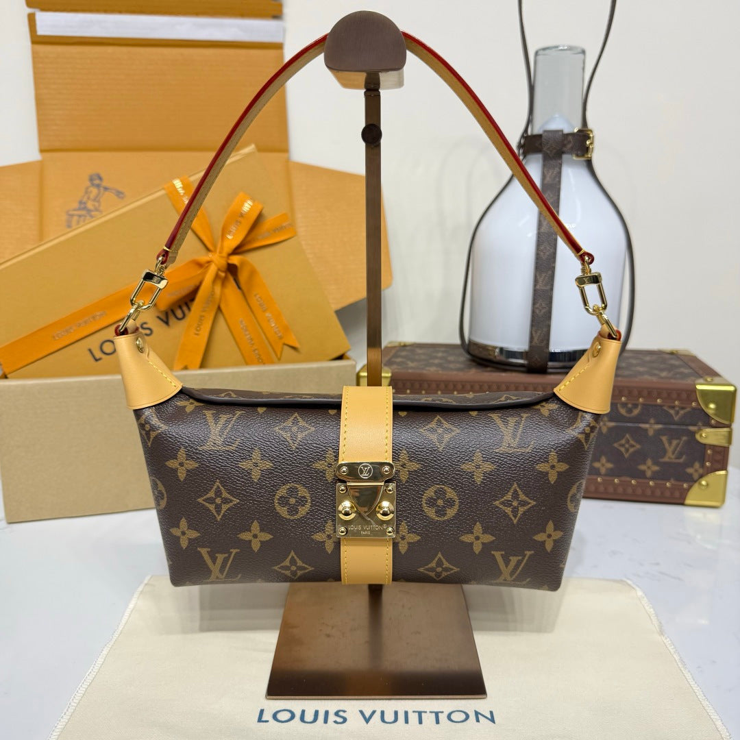 Louis Vuitton Pochette Mia Bag in Monogram Canvas