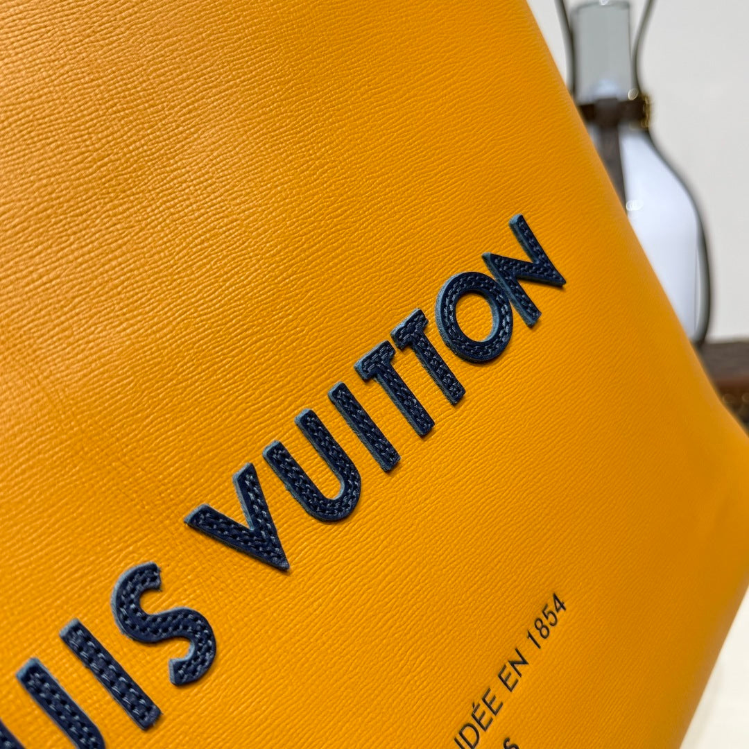 Louis Vuitton Shopper Tote MM – Saffron Cowhide Leather with Blue Shoulder Strap
