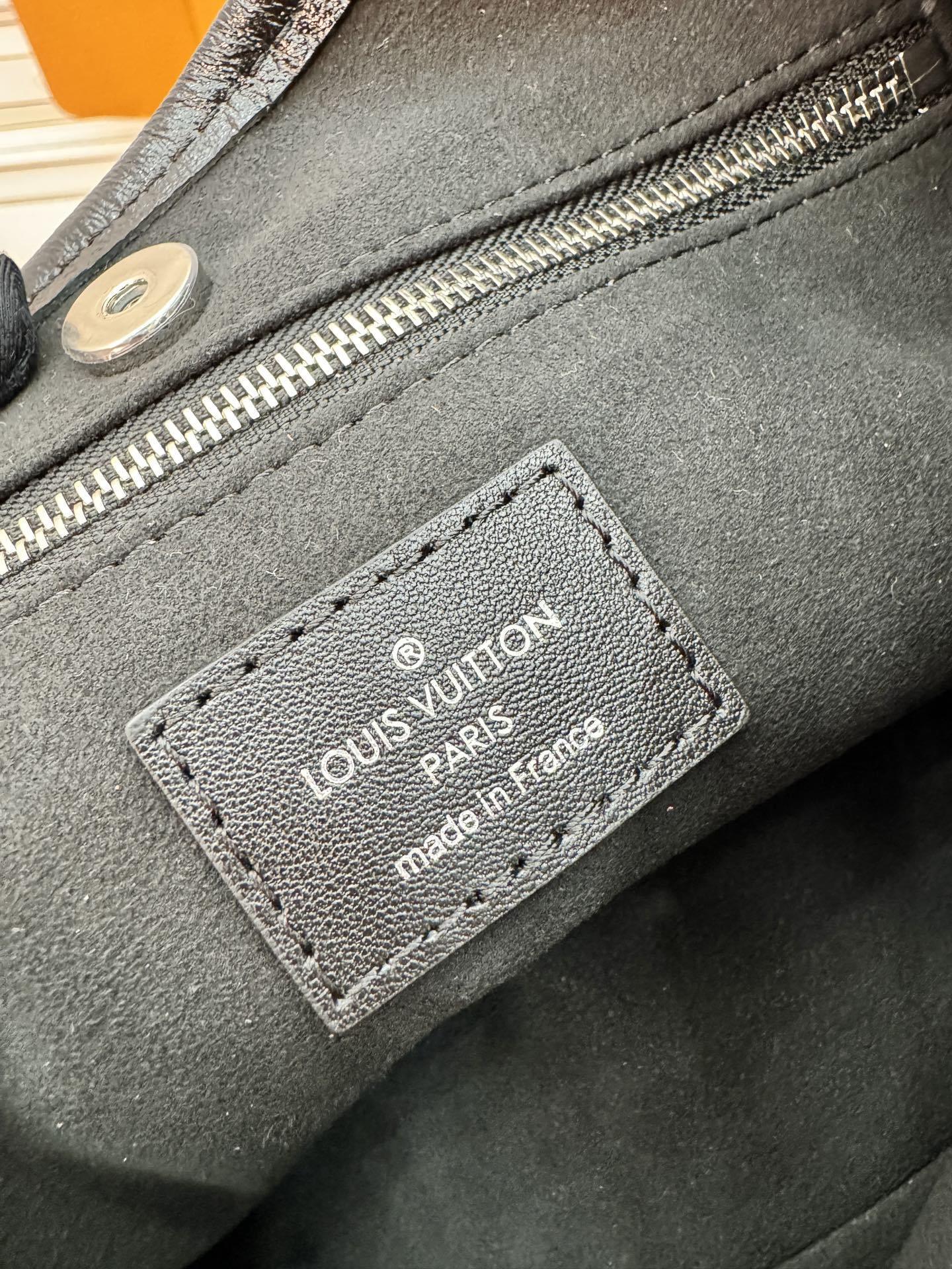 Louis Vuitton Carryall Vibe BB Bag – Black Lambskin with Silver Hardware