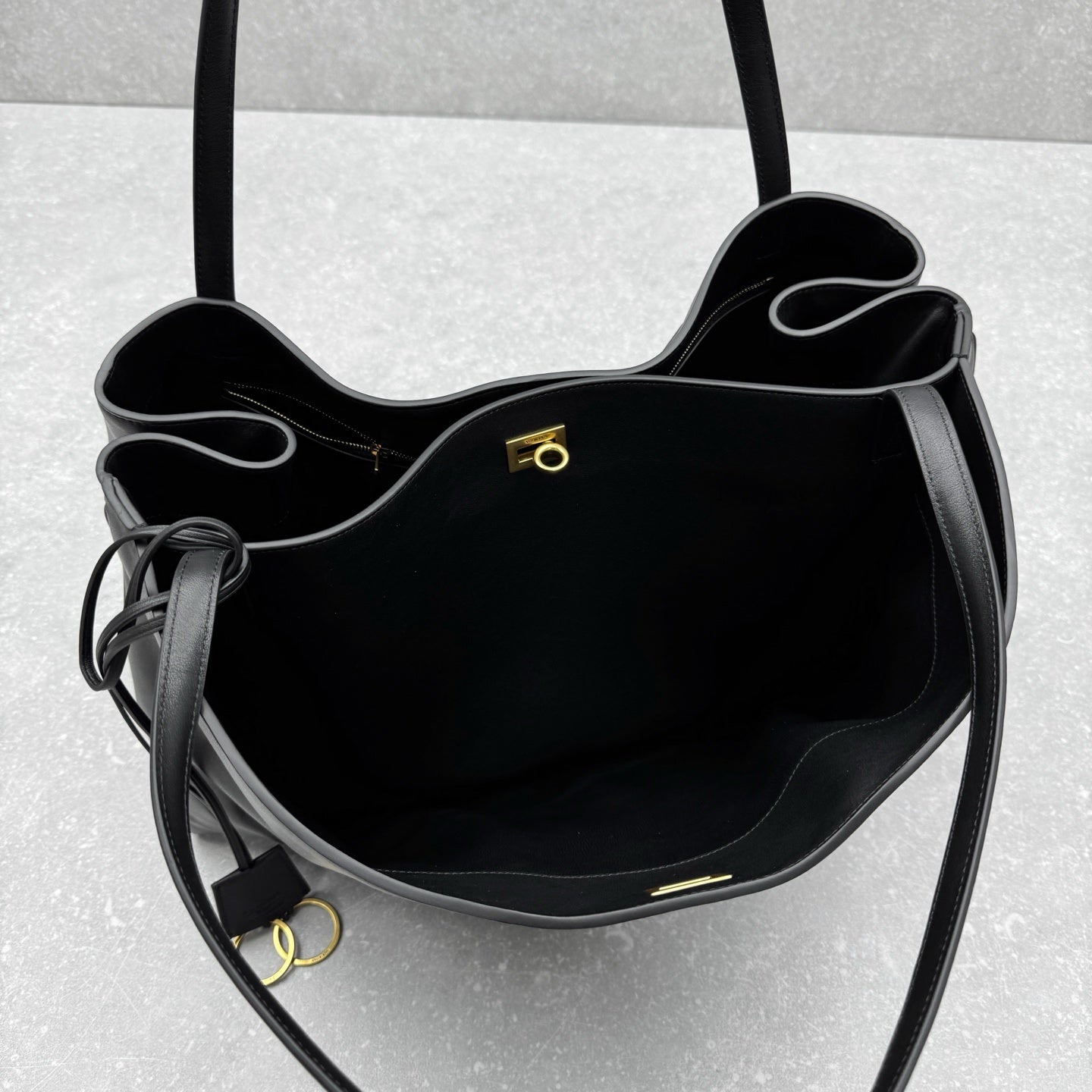 Balenciaga Rodeo Black Leather Tote Bag Gold Turnlock