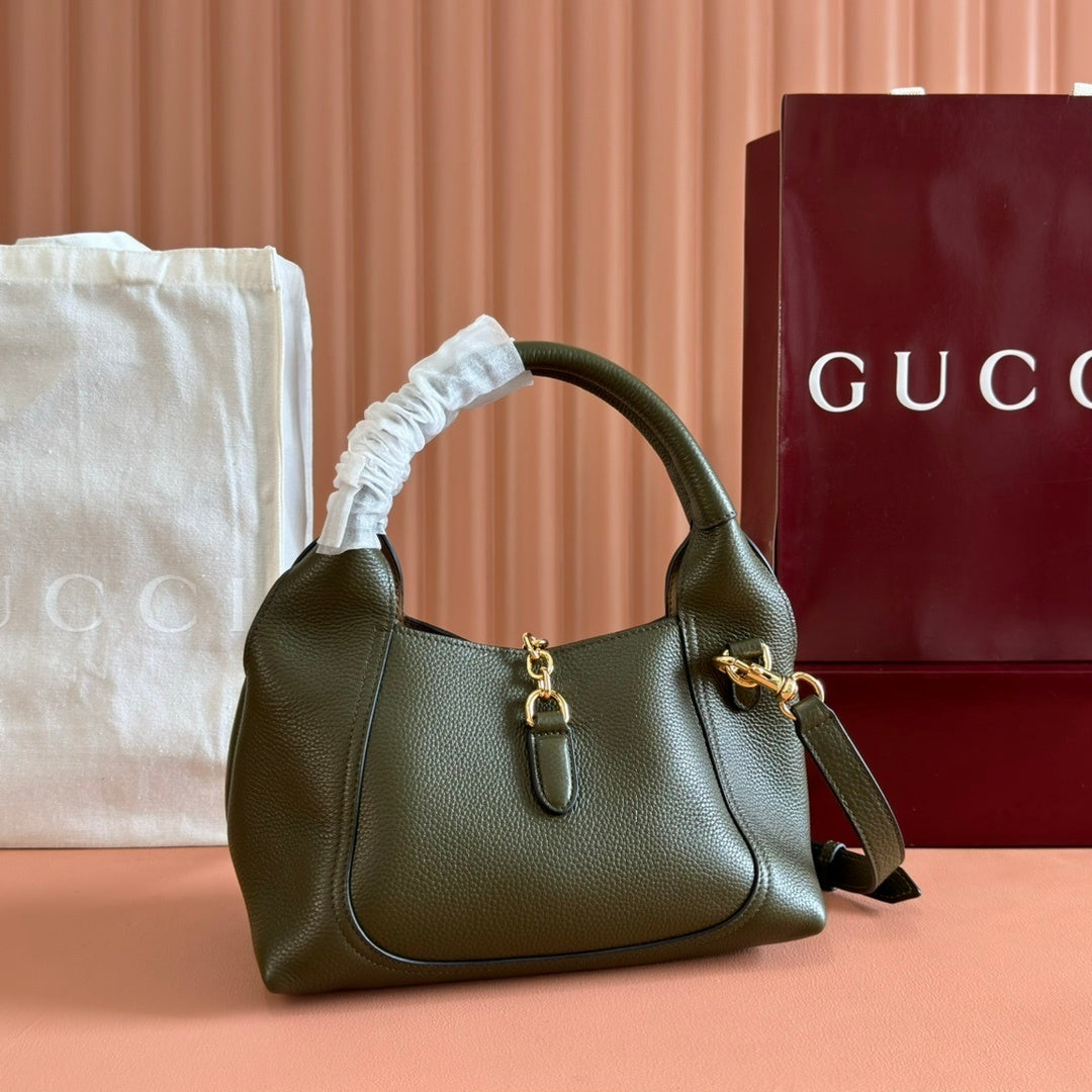 Gucci Large Softbit Leather Shoulder Bag in Green