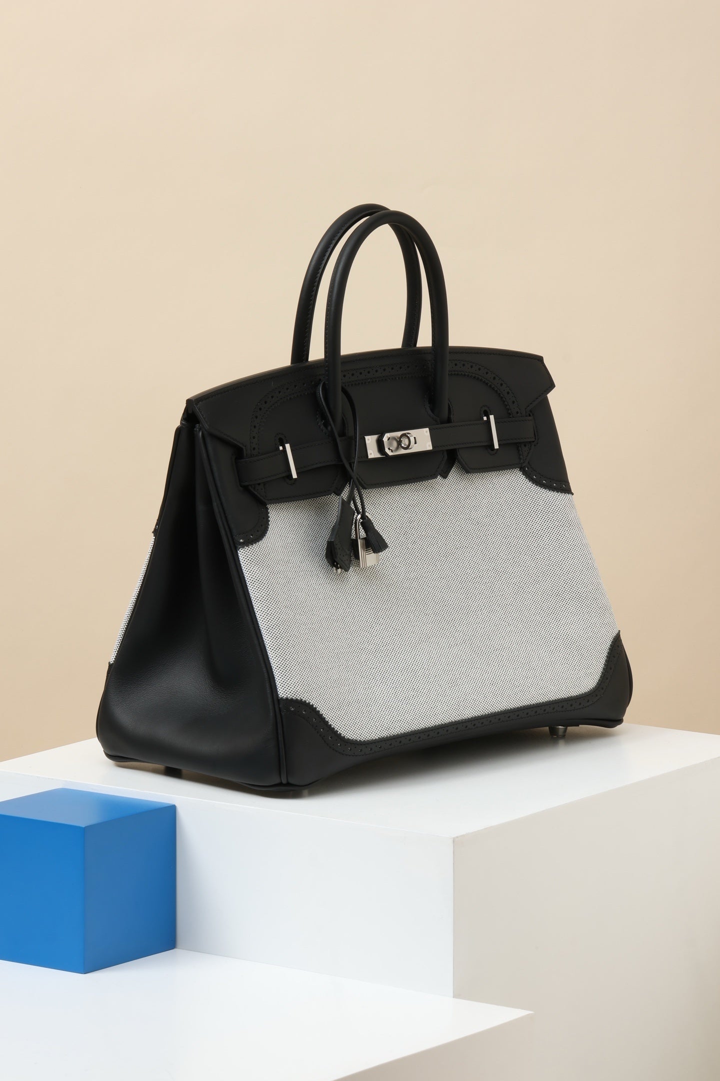 Hermès Birkin 35 Black Swift & Ecru Toile – Elegant Canvas & Leather Luxury Handbag