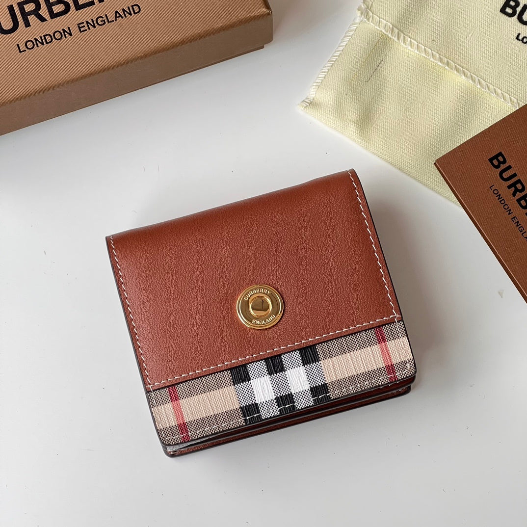 Burberry Vintage Check & Leather Small Folding Wallet