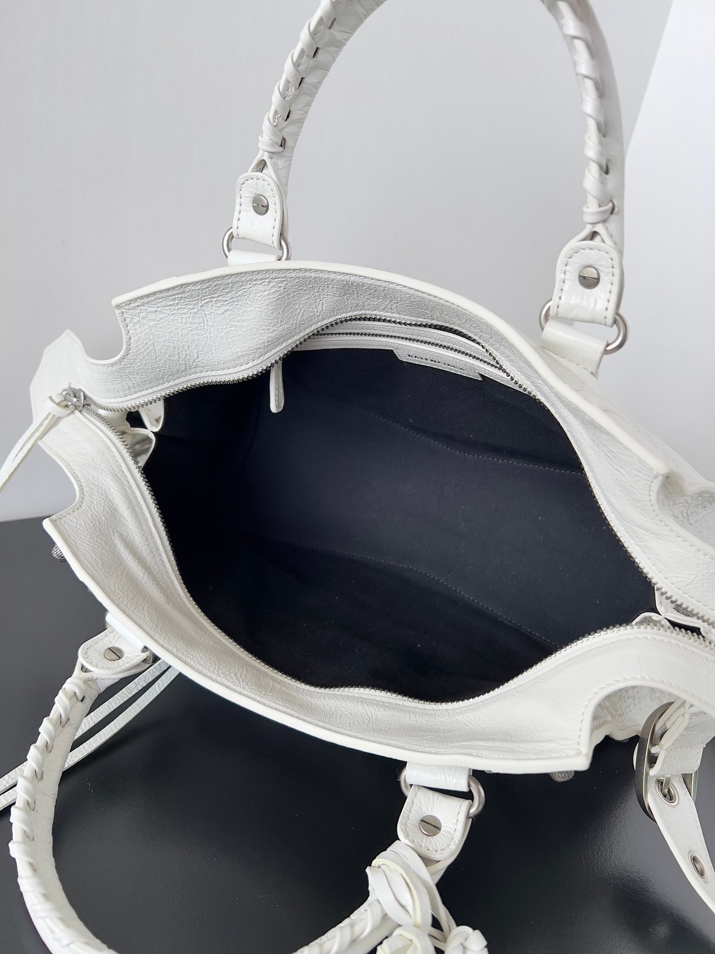 Balenciaga Neo Cagole City Crinkled Lambskin Leather Bag
