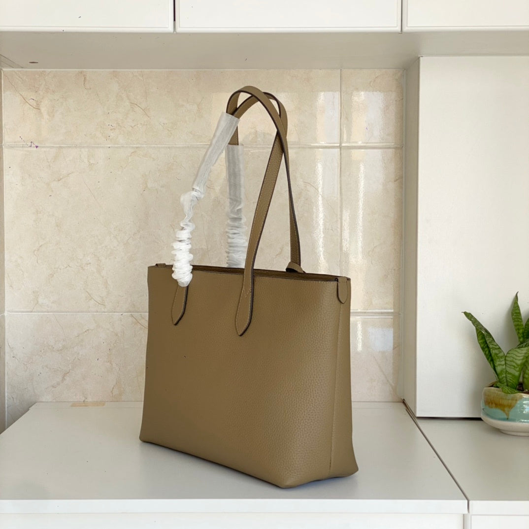 Burberry Tan Leather Tote Bag with Embossed Logo