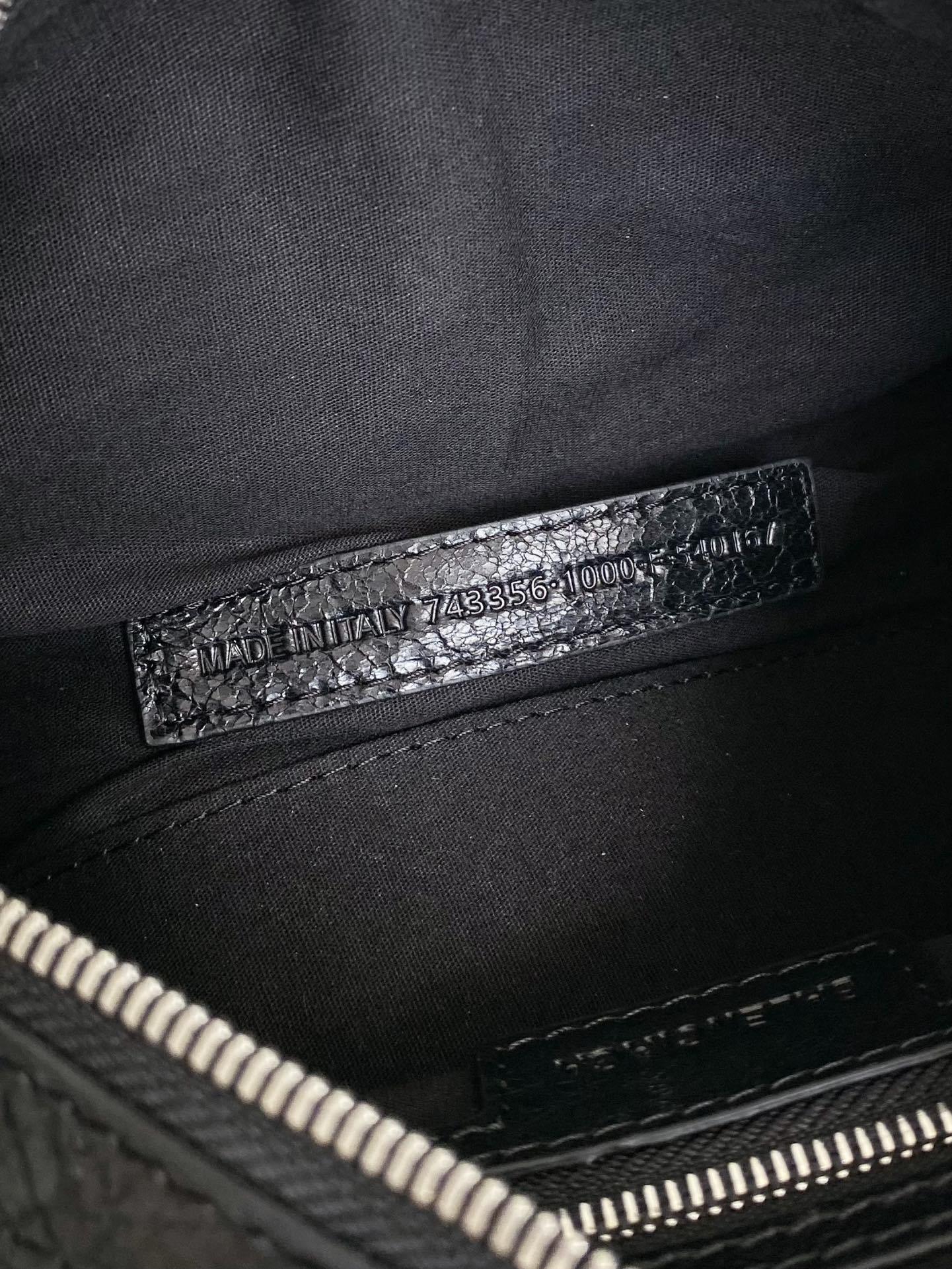 Balenciaga Neo Cagole Nano Duffle Black Arena Lambskin
