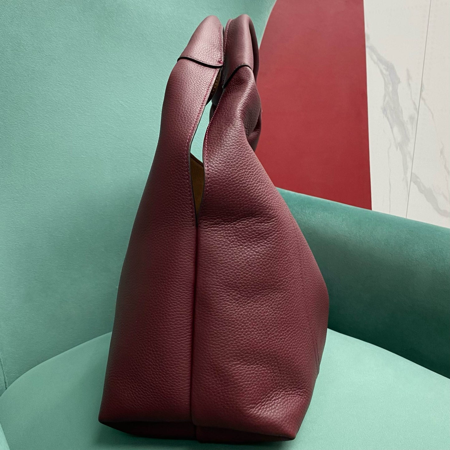 Gucci Softbit Maxi Shoulder Bag in Burgundy Grained Leather with Gold Hardware