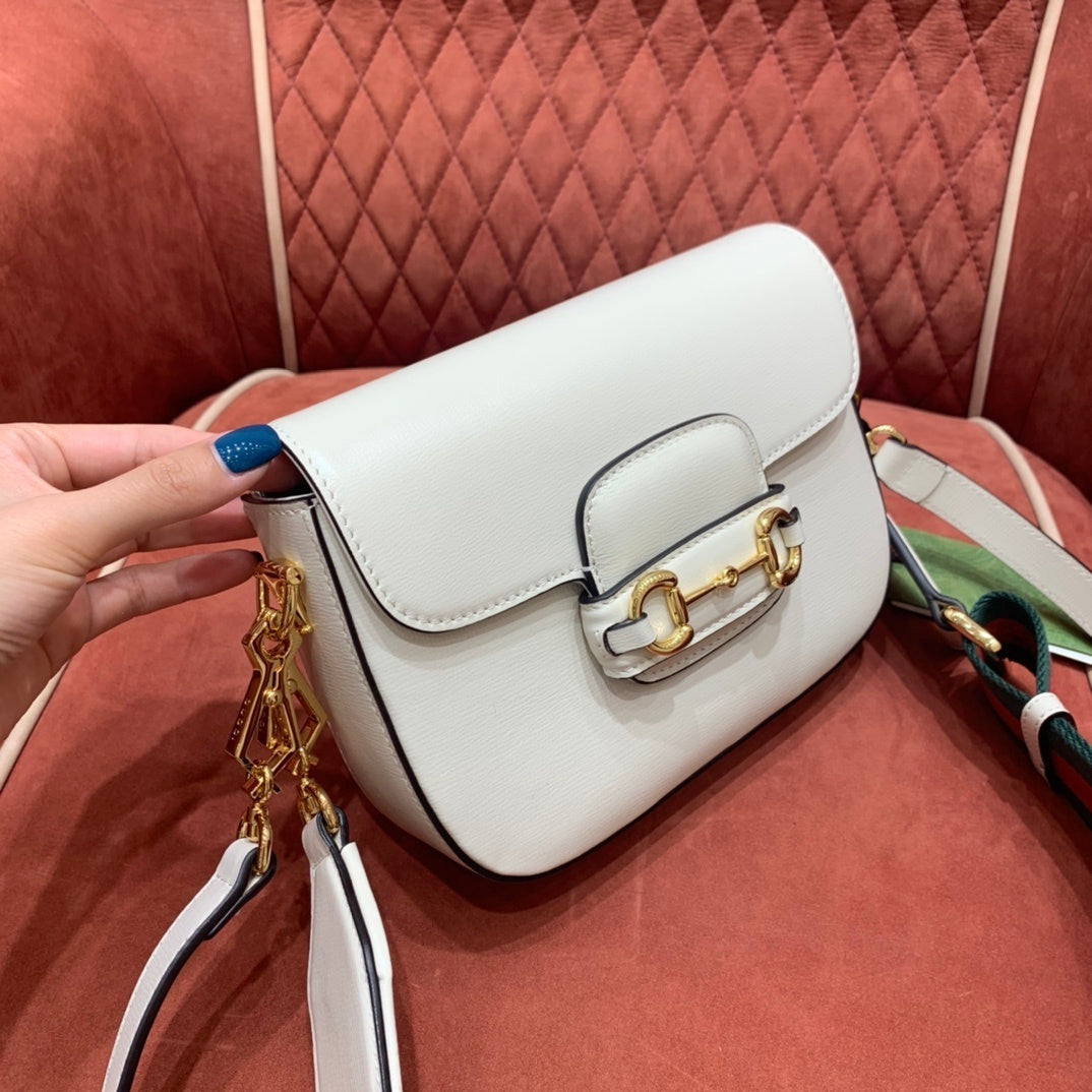 Gucci Horsebit 1955 Small Shoulder Bag in White Leather