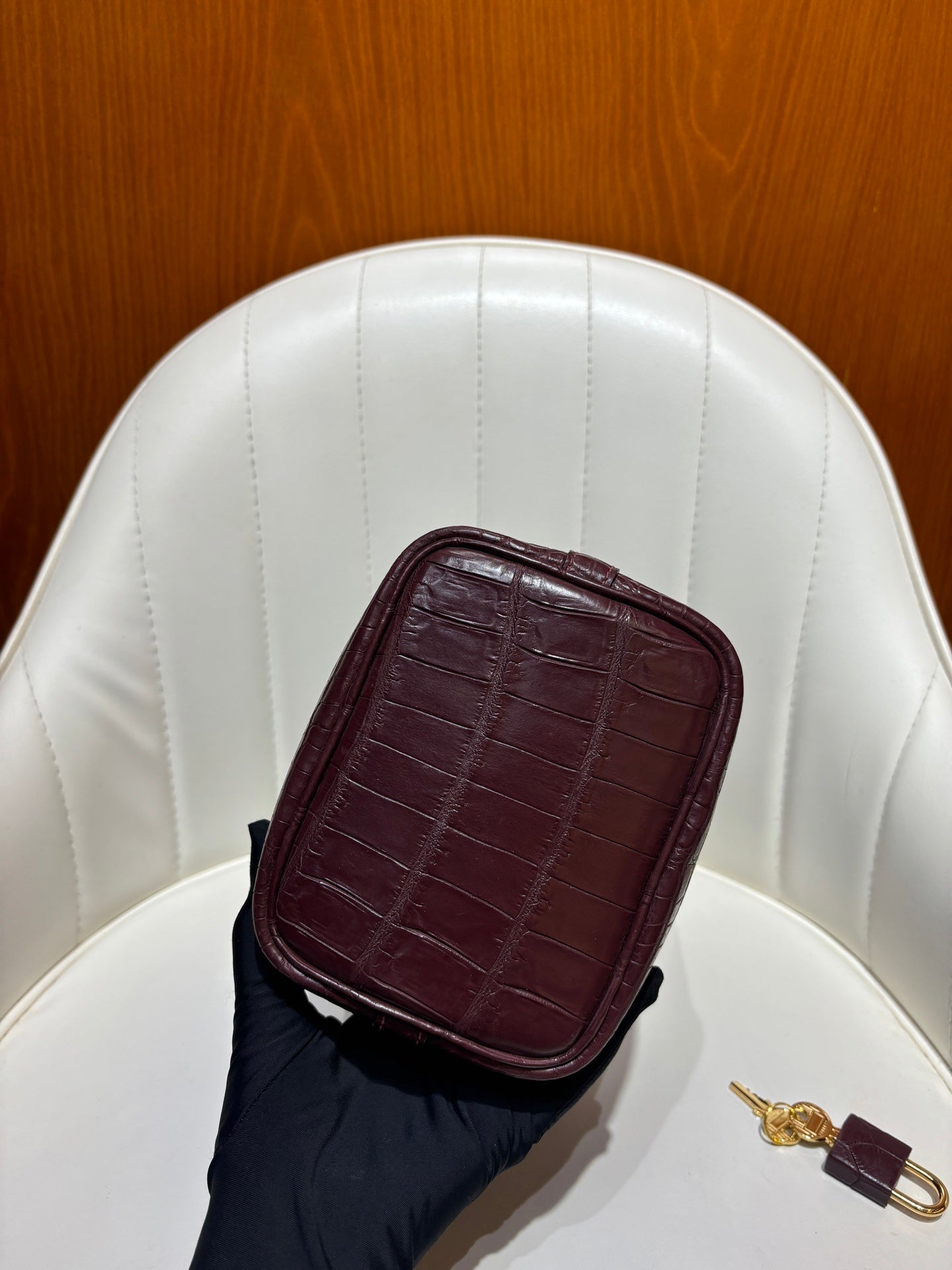 Hermès Picotin Lock Bag Micro/18 Deep Purple Alligator