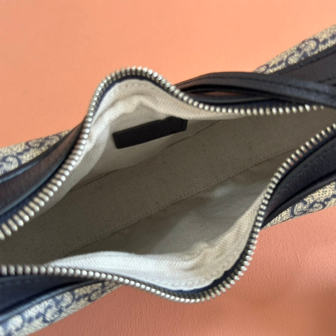 Gucci Attache Small Shoulder Bag in Beige GG Supreme Canvas with Blue Leather Trim