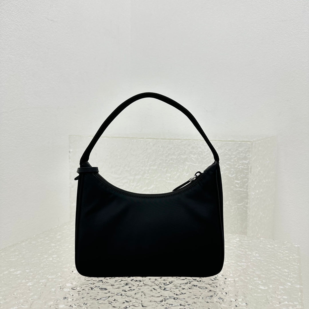 Prada Re-Edition 2000 Black Re-Nylon Shoulder Bag