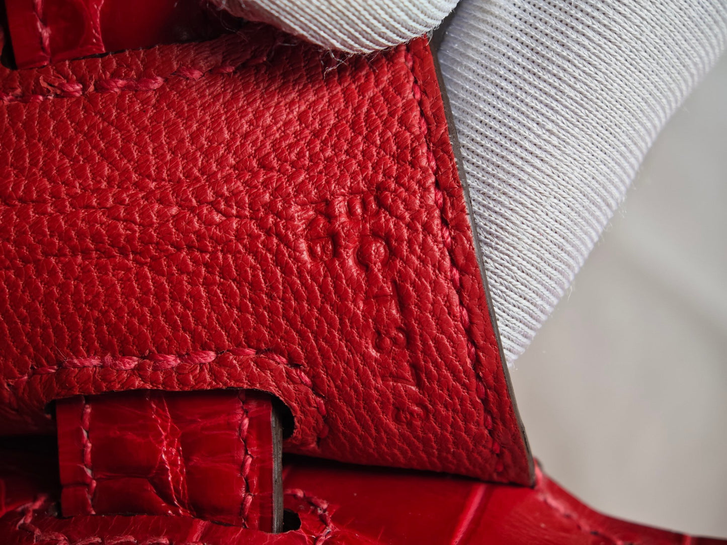 Hermès Kelly 25 Braise Shiny Crocodile