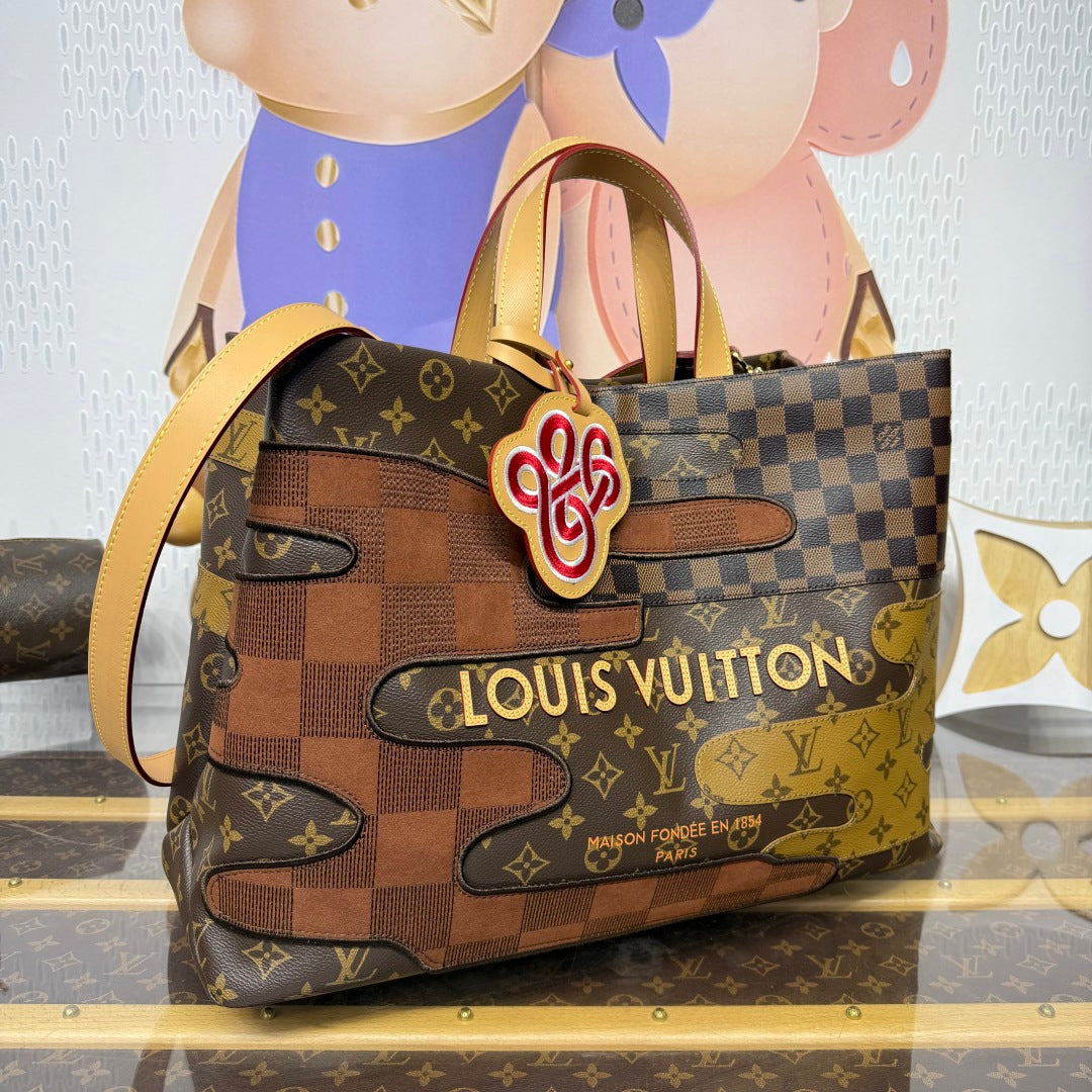 Louis Vuitton Monogram Landscape Shopper Tote MM in Coated Canvas