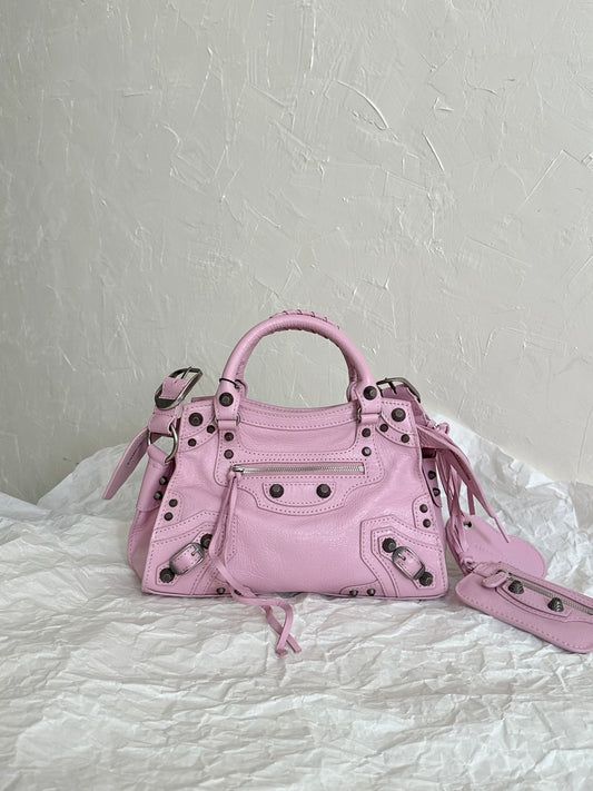Balenciaga Neo Cagole City Bag with Heart Mirror