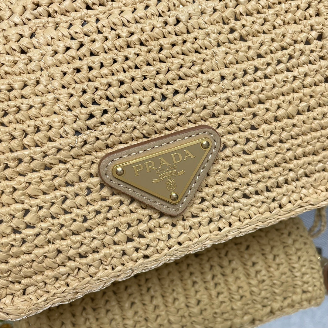 Prada Re-Edition Crochet Mini Shoulder Bag / Crochet Brique Bag