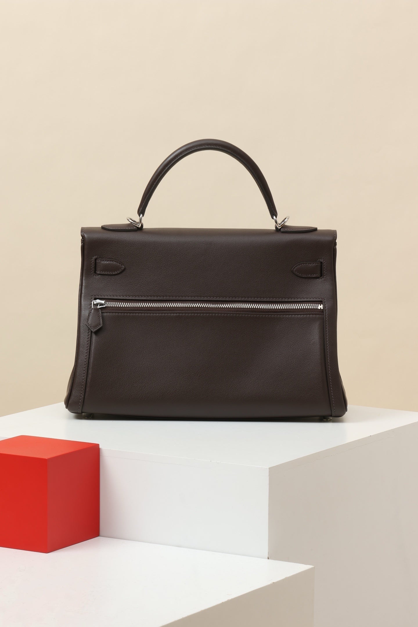 Hermès Kelly Lakis Handbag with Palladium Hardware