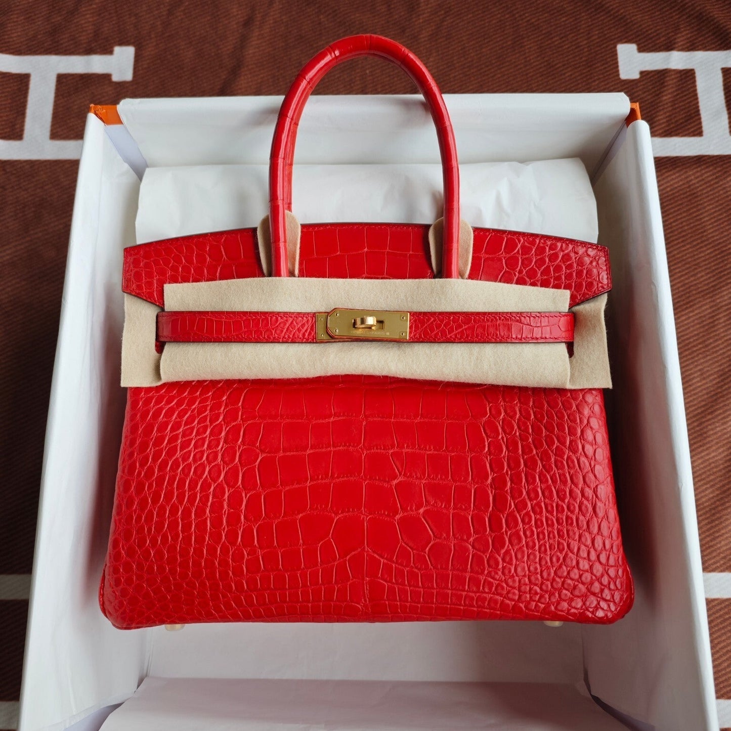 Hermès Birkin Red Crocodile Gold Hardware