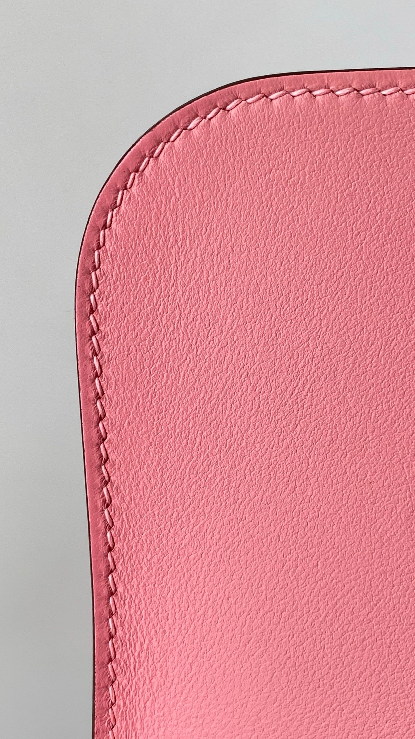 Hermès Constance Mini 18 Rose Confetti Epsom