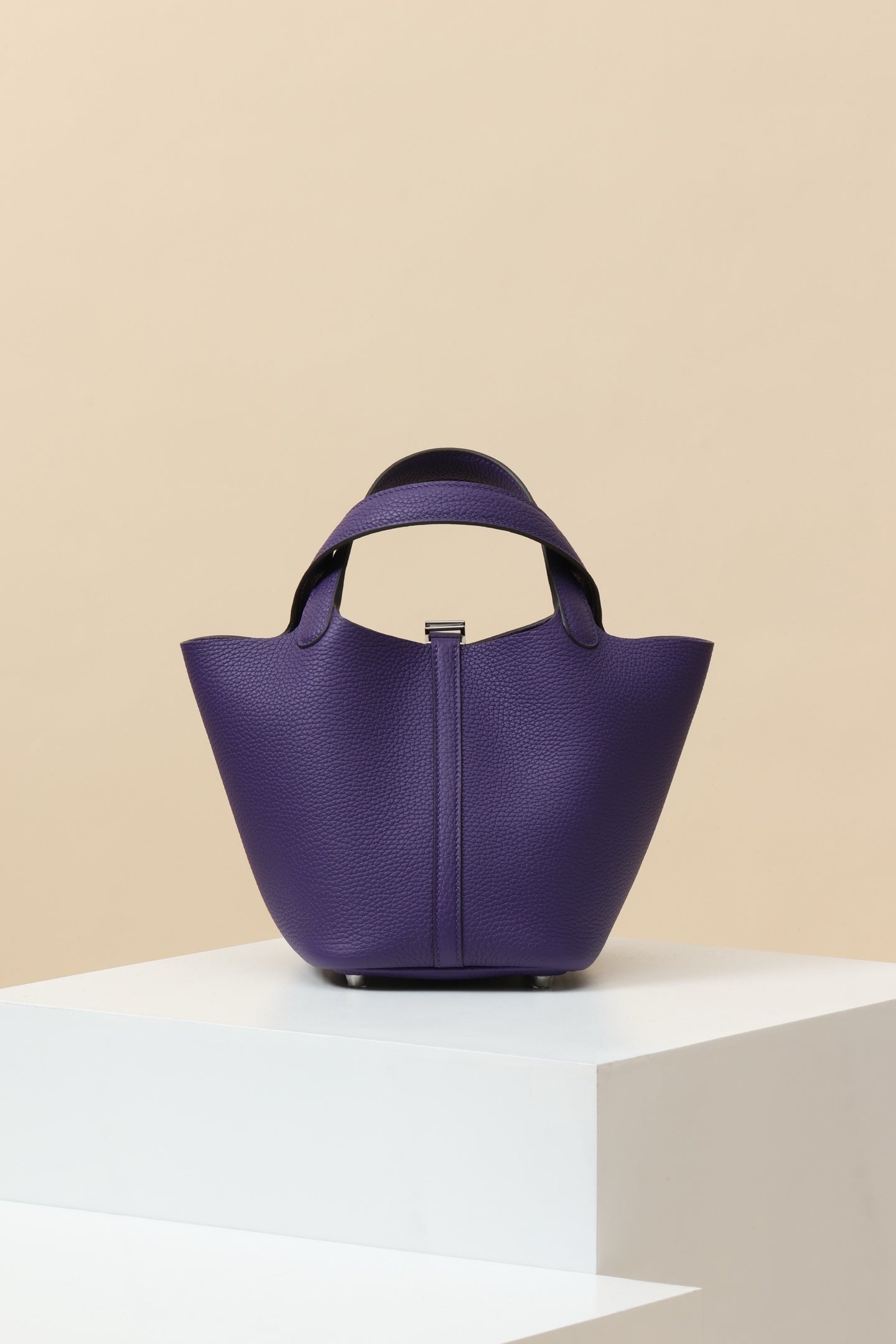 Hermès Picotin Lock 18 Clemence Leather