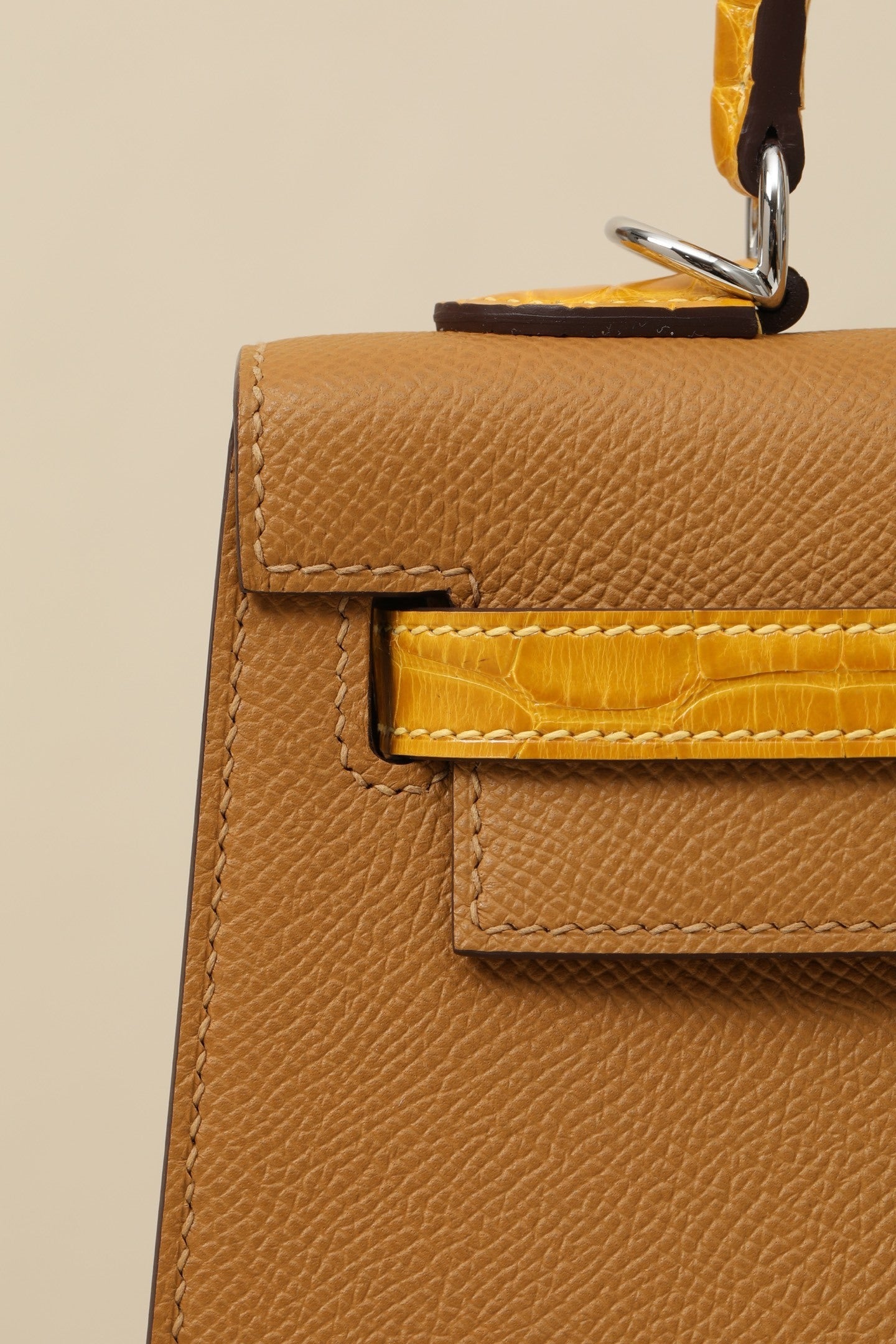 Hermès HSS Kelly 25 Sellier Jaune Ambre & Sesame