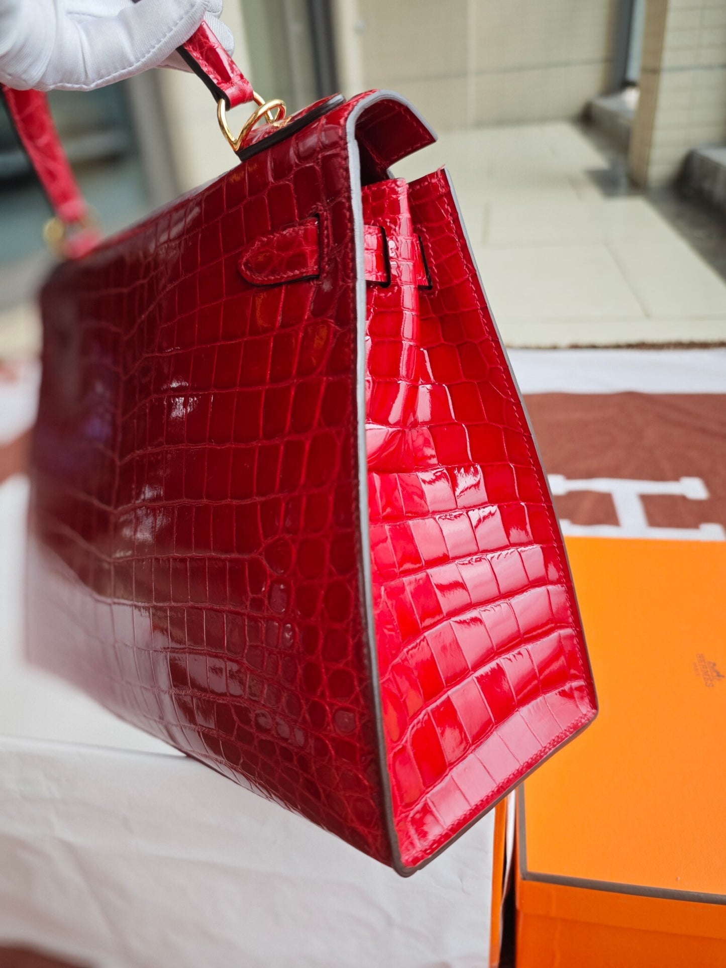 Hermès Kelly 25 Braise Shiny Crocodile