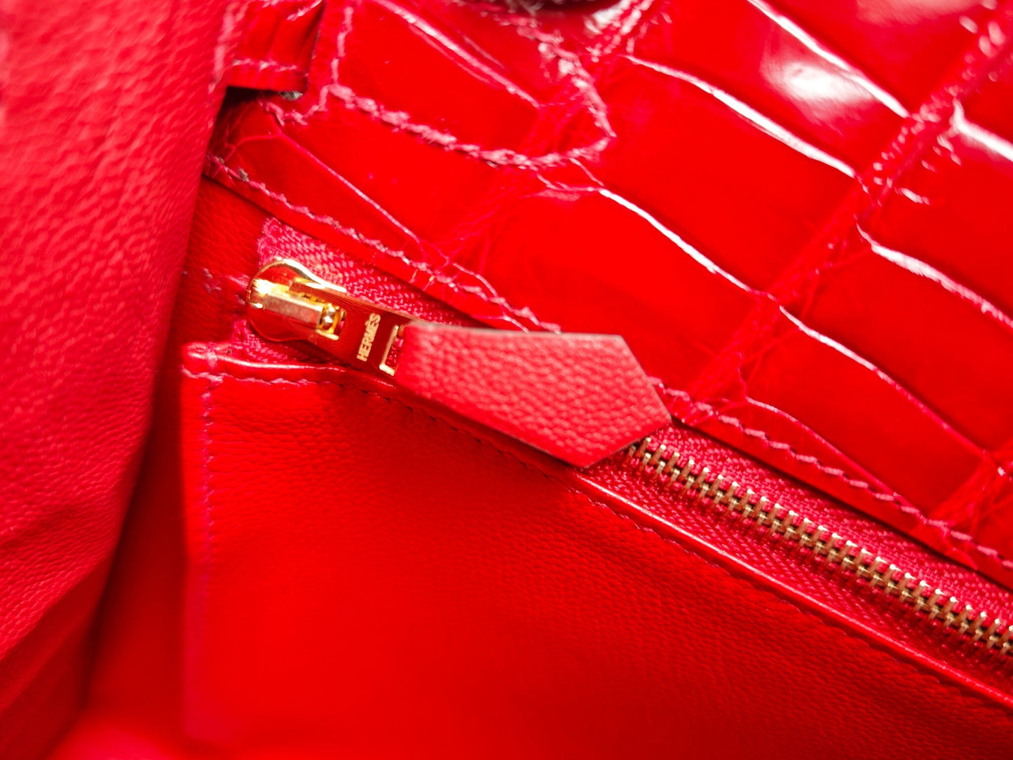 Hermès Kelly 25 Braise Shiny Crocodile