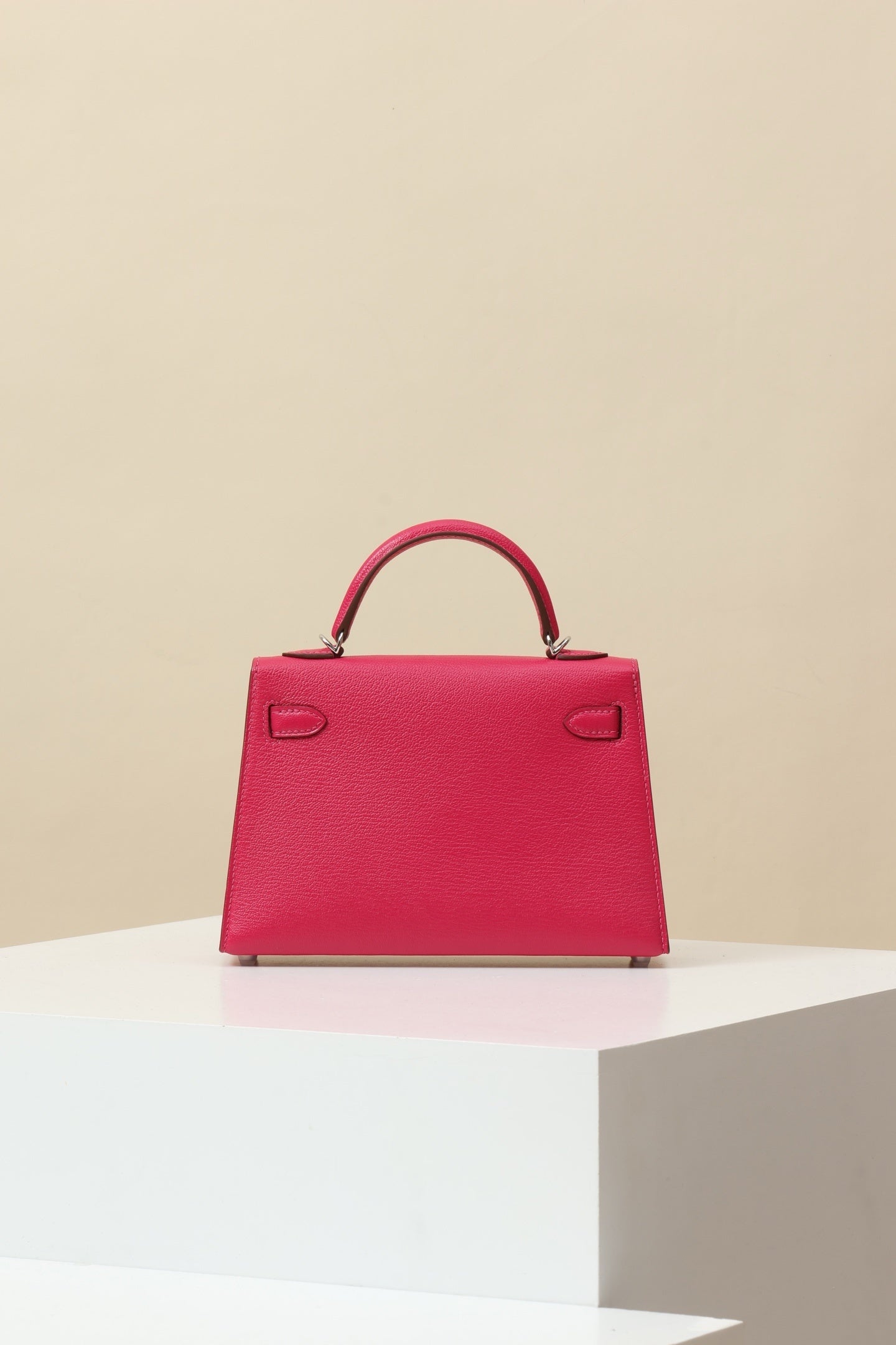 Hermès Kelly 25 Pink Togo Leather Bag