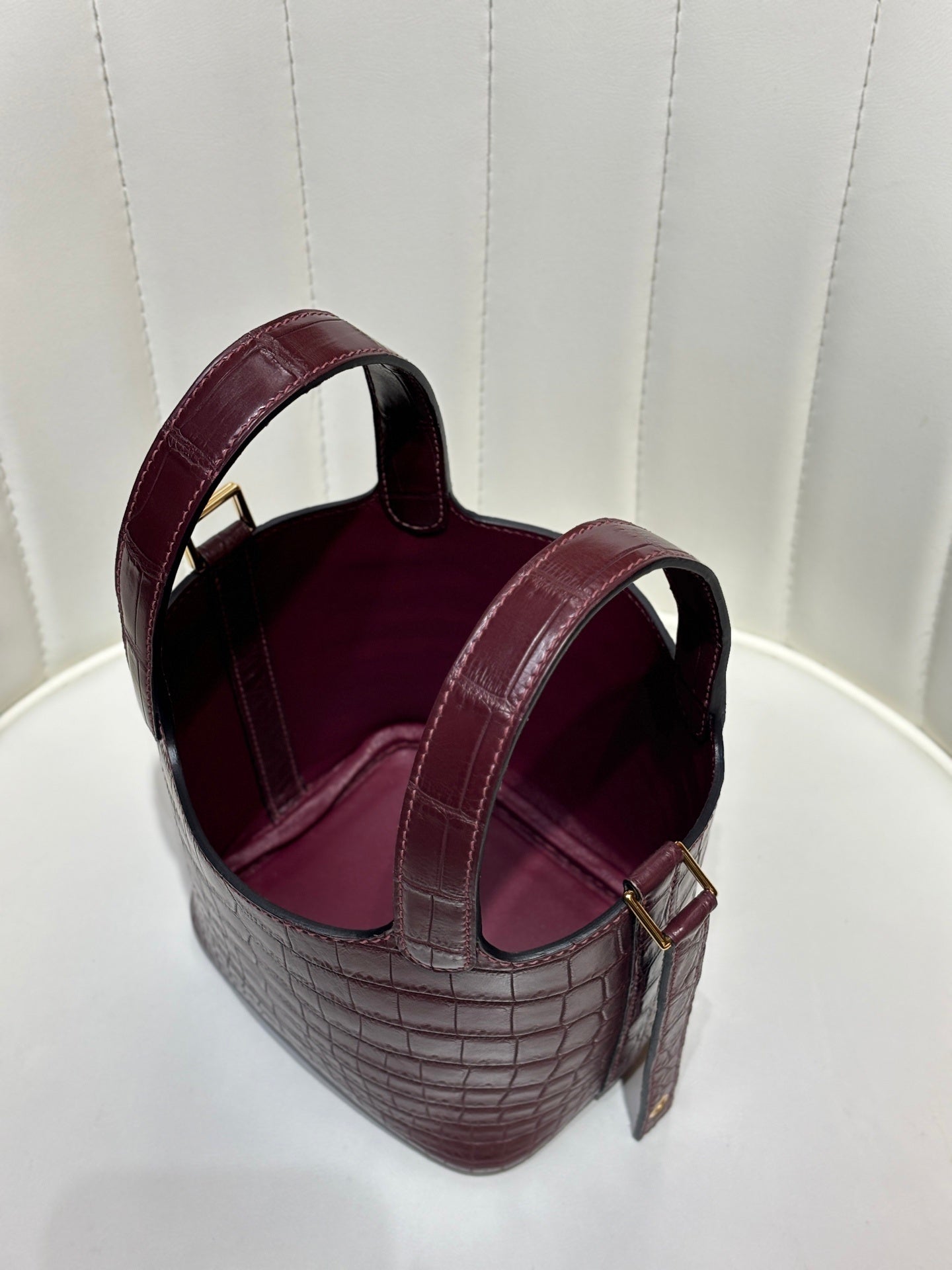 Hermès Picotin Lock Bag Micro/18 Deep Purple Alligator