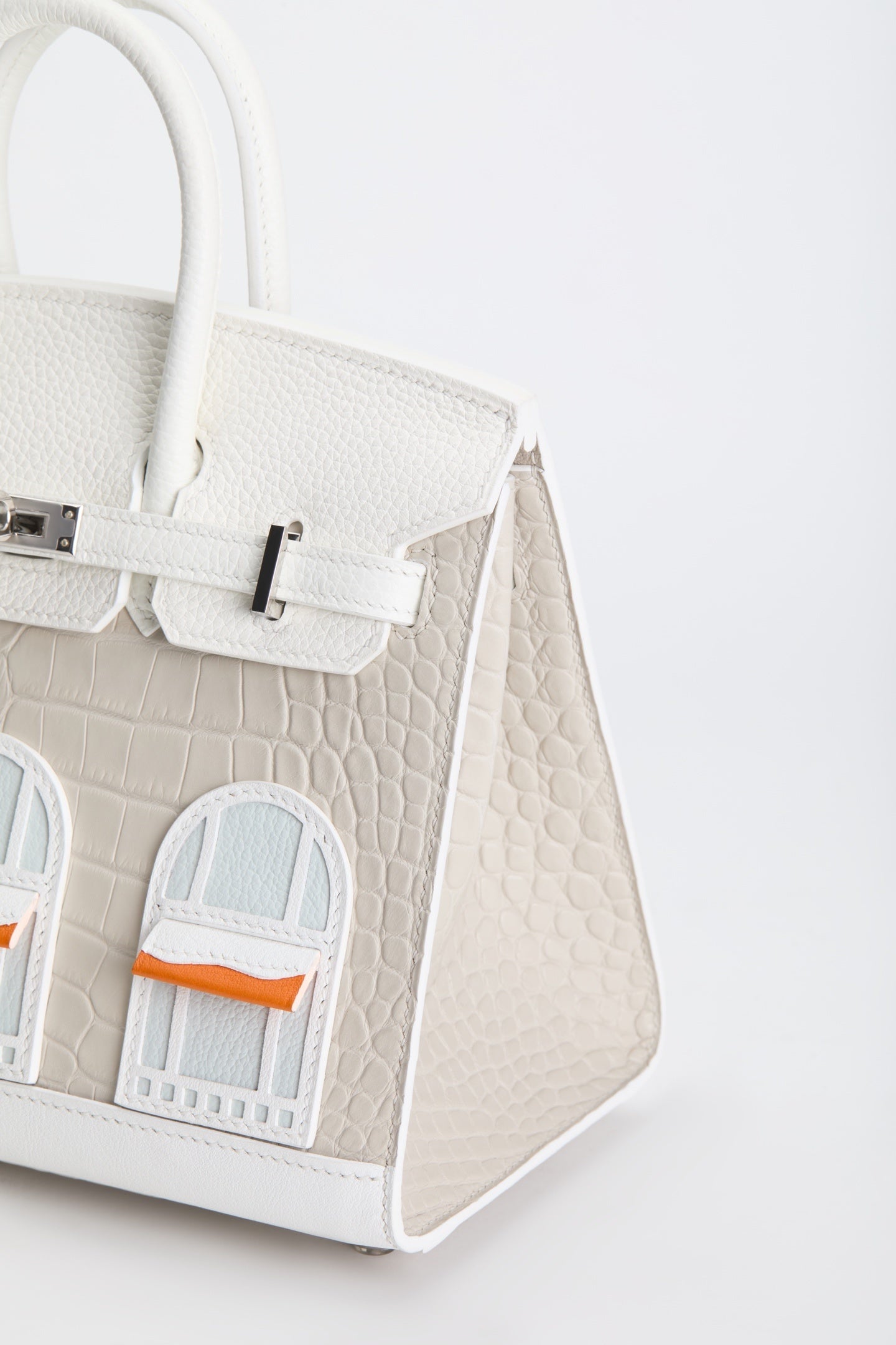 Hermès Birkin 20 Faubourg Snow – Ultra Rare Luxury Collector’s Handbag