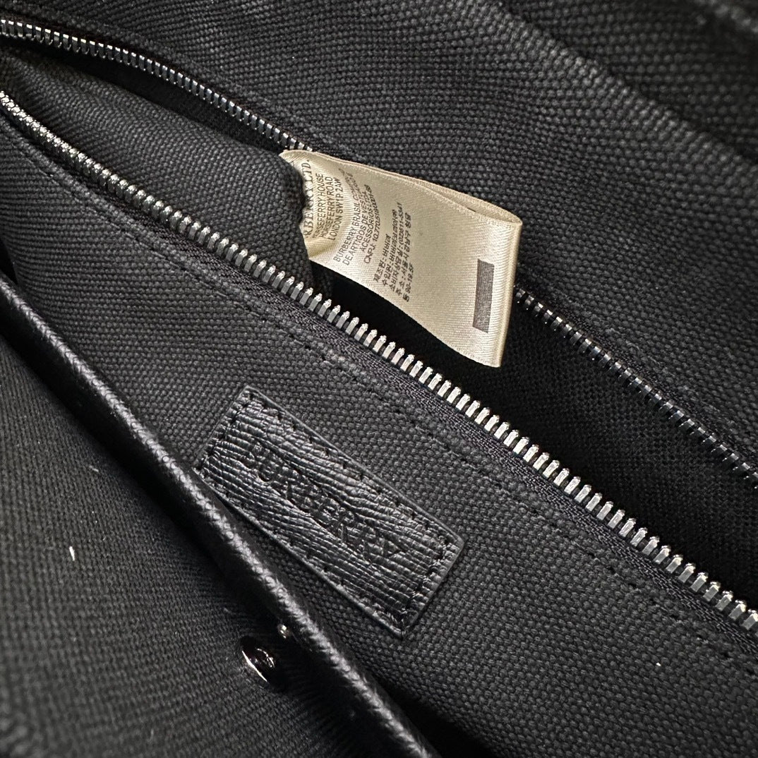 Burberry Slim Ainsworth Grainy Calf Leather Briefcase in Black