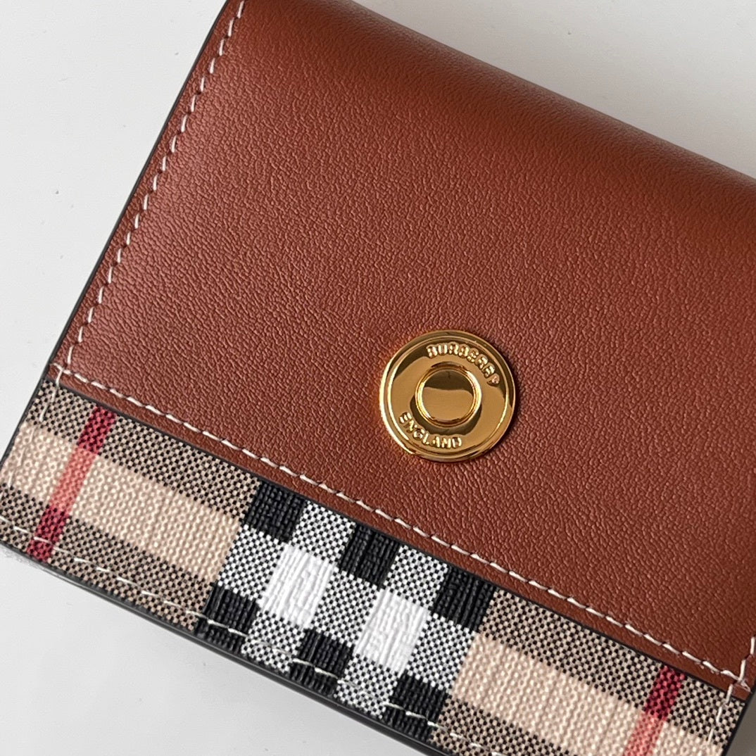 Burberry Vintage Check & Leather Small Folding Wallet